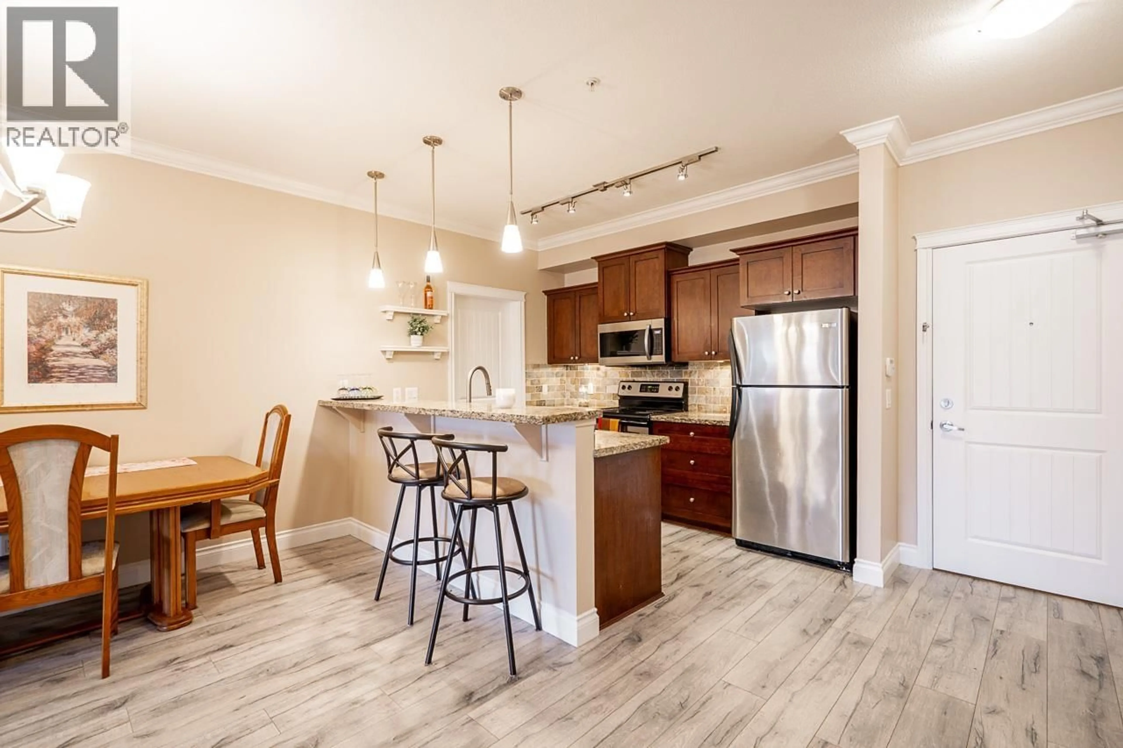 Open concept kitchen, unknown for 114 - 12258 224 STREET, Maple Ridge British Columbia V2X8Y7