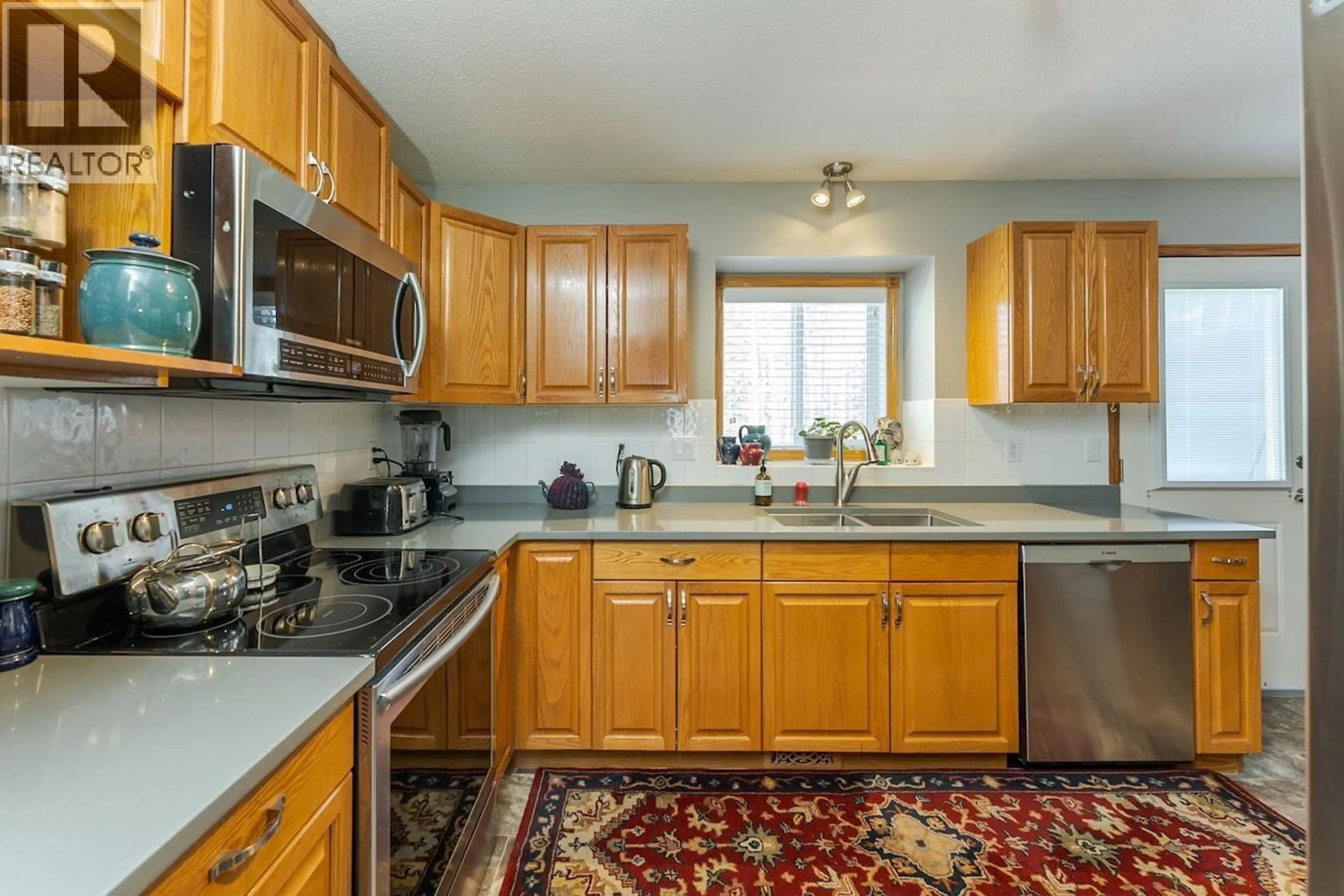 Standard kitchen, unknown for 104 - 6450 DAWSON ROAD, Prince George British Columbia V2K5Y4