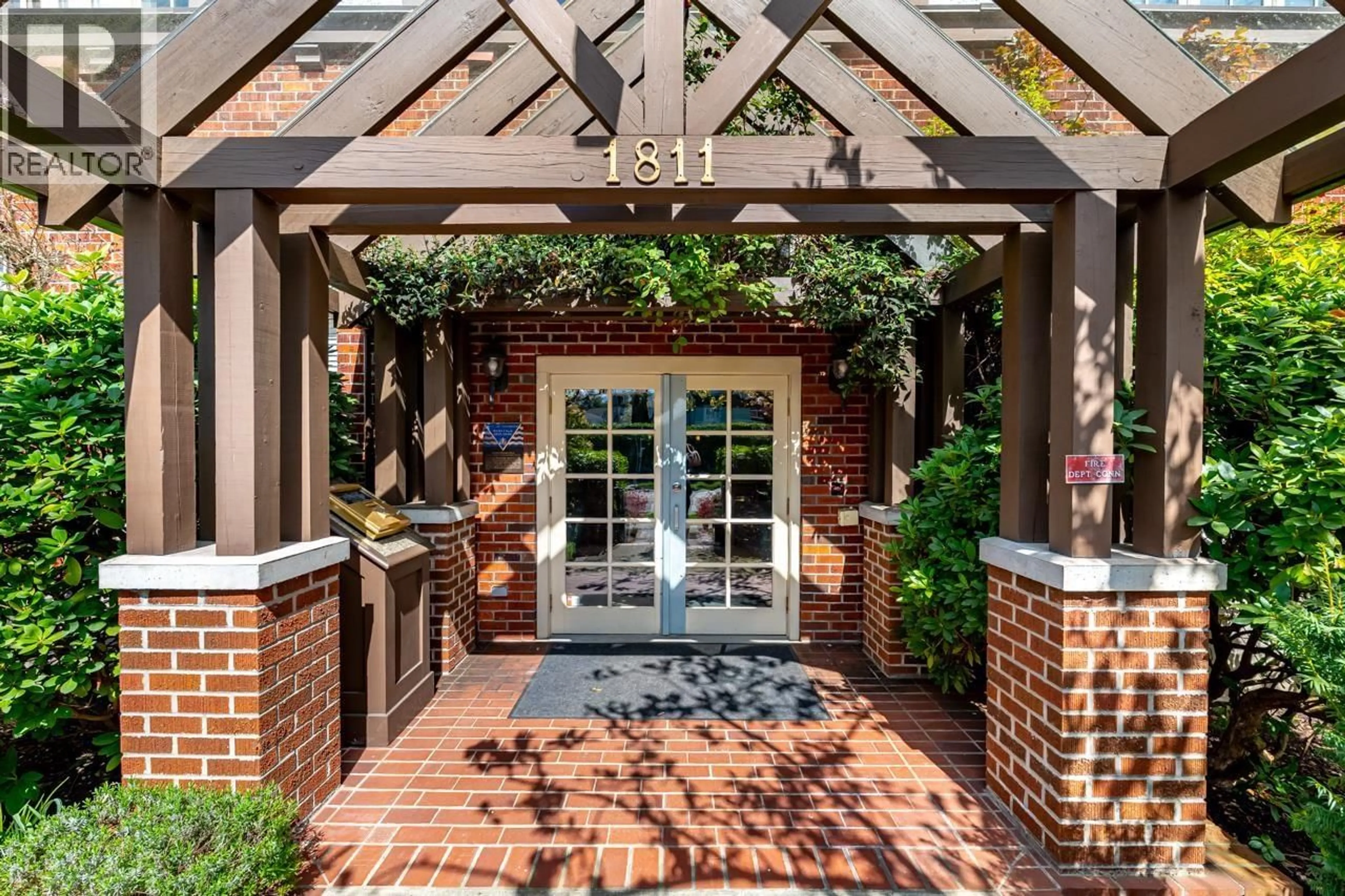 Unknown for 207 - 1811 16TH AVENUE, Vancouver British Columbia V6J2M3