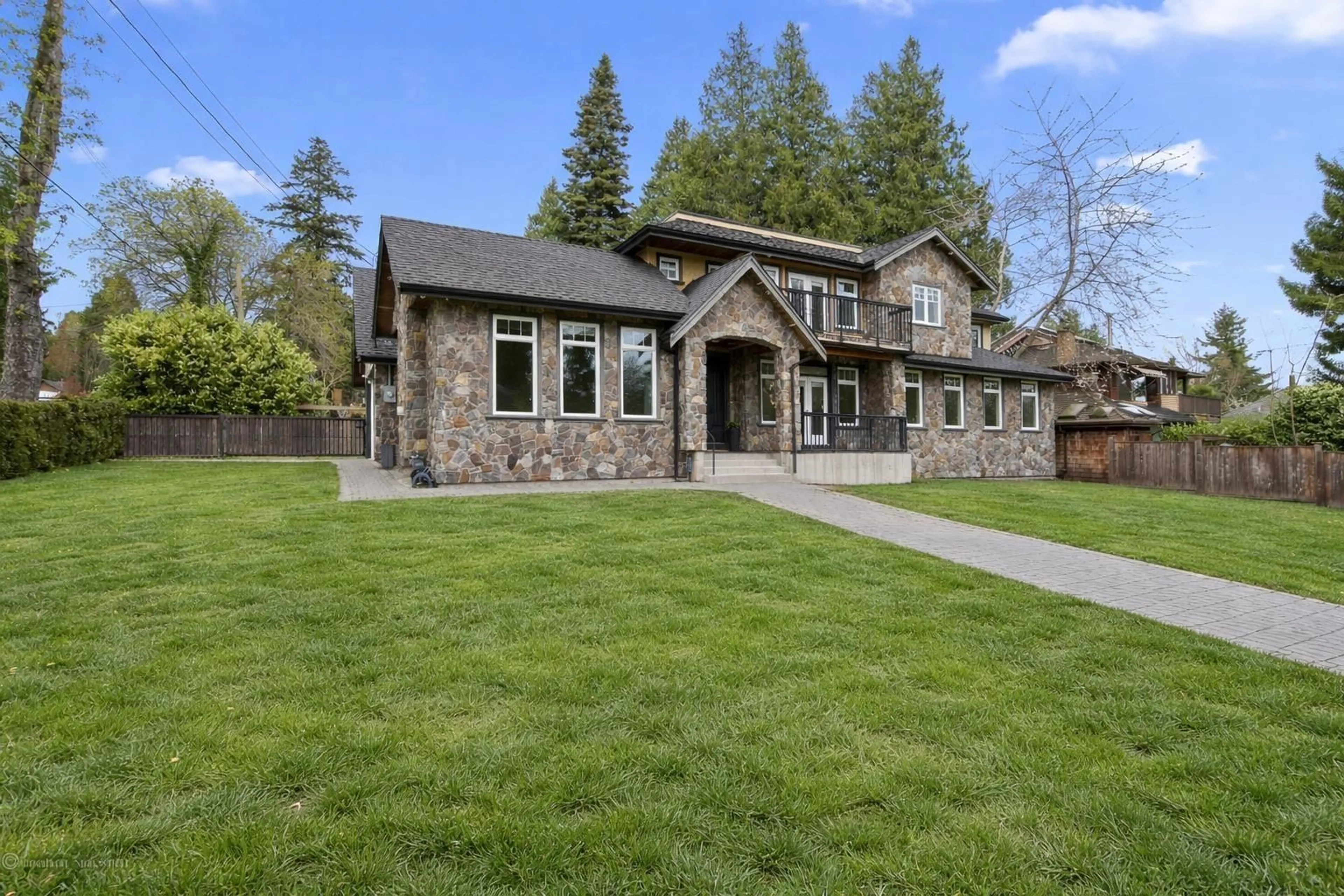 Home with brick exterior material, unknown for 13101 14TH AVENUE, Surrey British Columbia V4A1G6