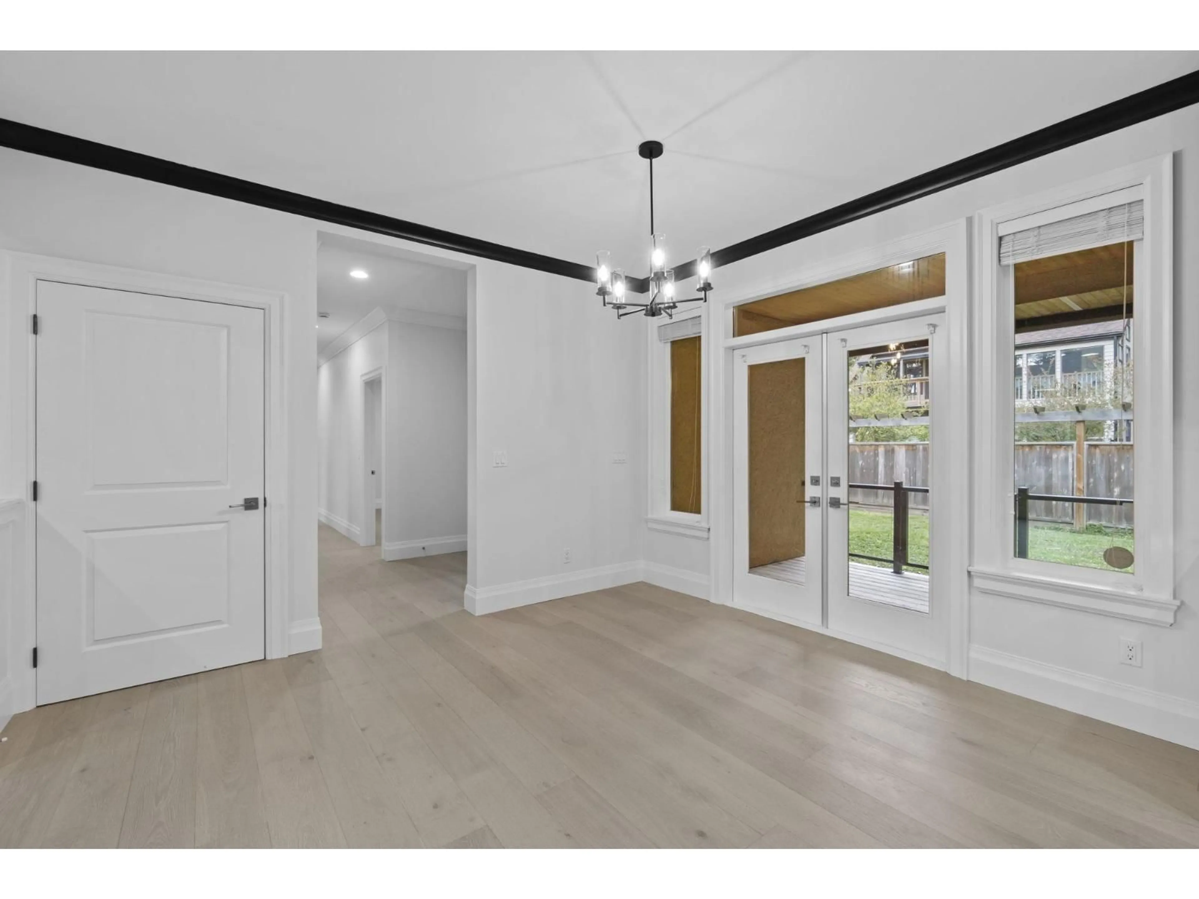 Unknown for 13101 14TH AVENUE, Surrey British Columbia V4A1G6