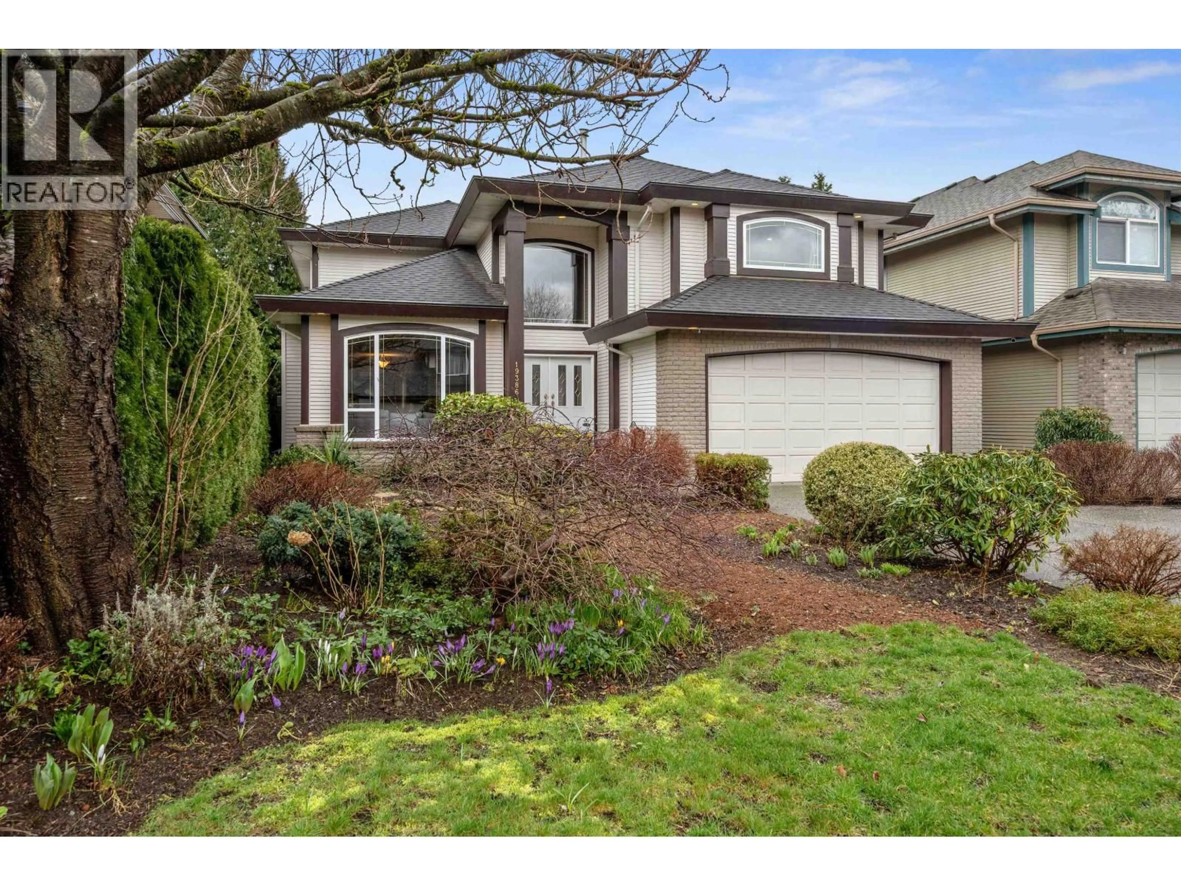 Home with vinyl exterior material, street for 19386 123 AVENUE, Pitt Meadows British Columbia V3Y2K3