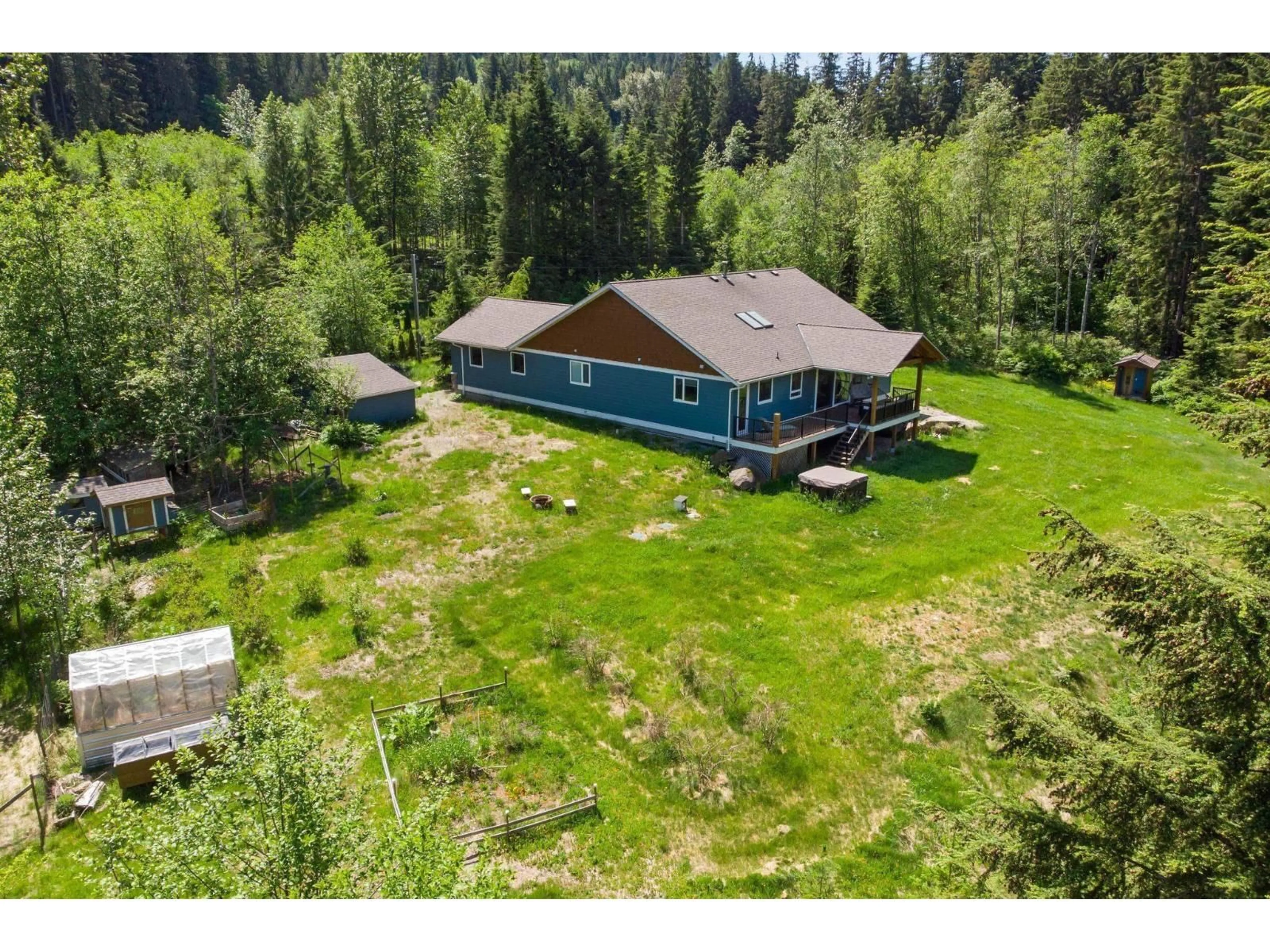 A pic from outside/outdoor area/front of a property/back of a property/a pic from drone, unknown for 33553 JOHNSON STREET, Mission British Columbia V4S1L5