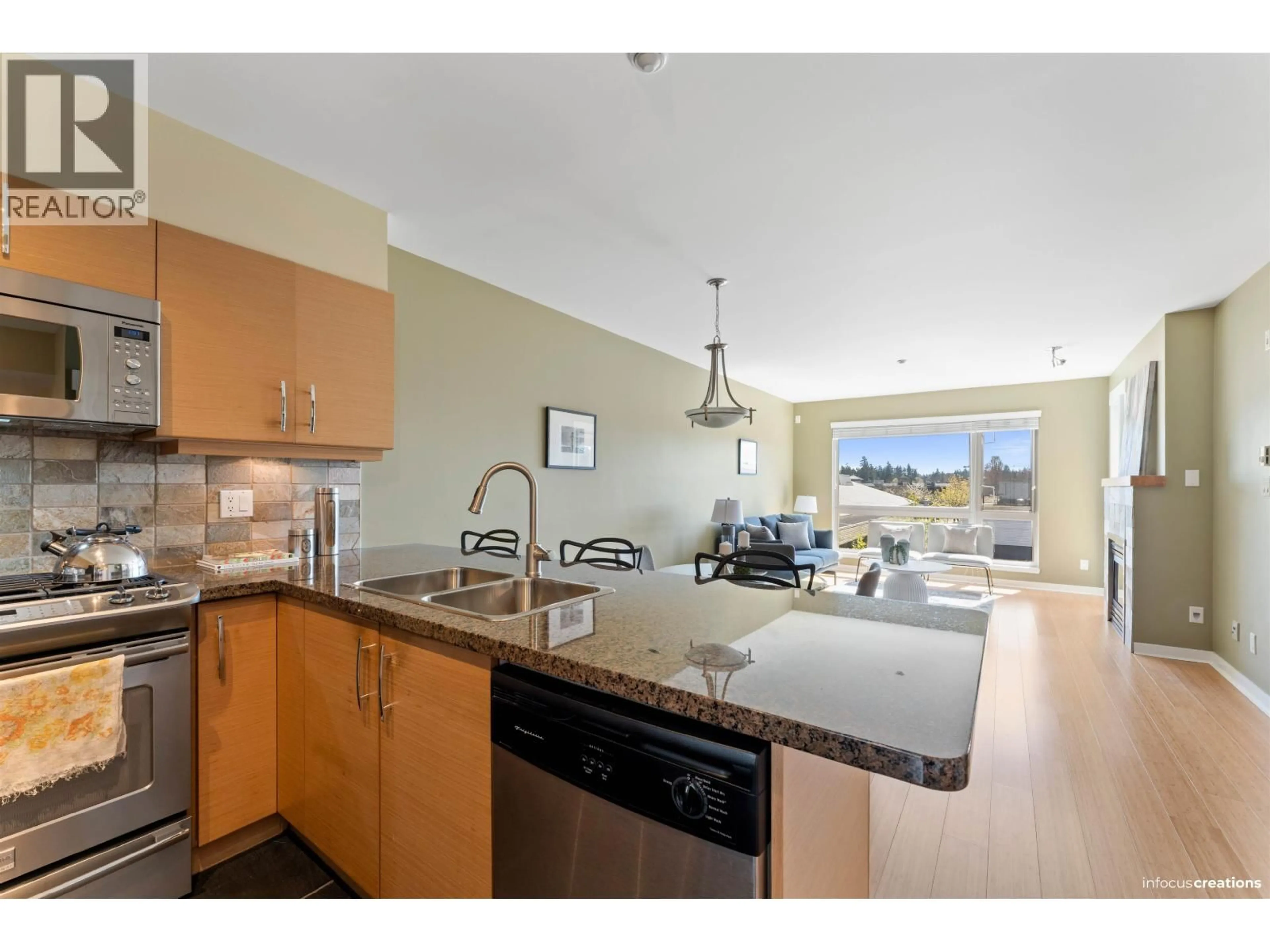 Open concept kitchen, unknown for 209 - 1315 56 STREET, Delta British Columbia V4L2A6