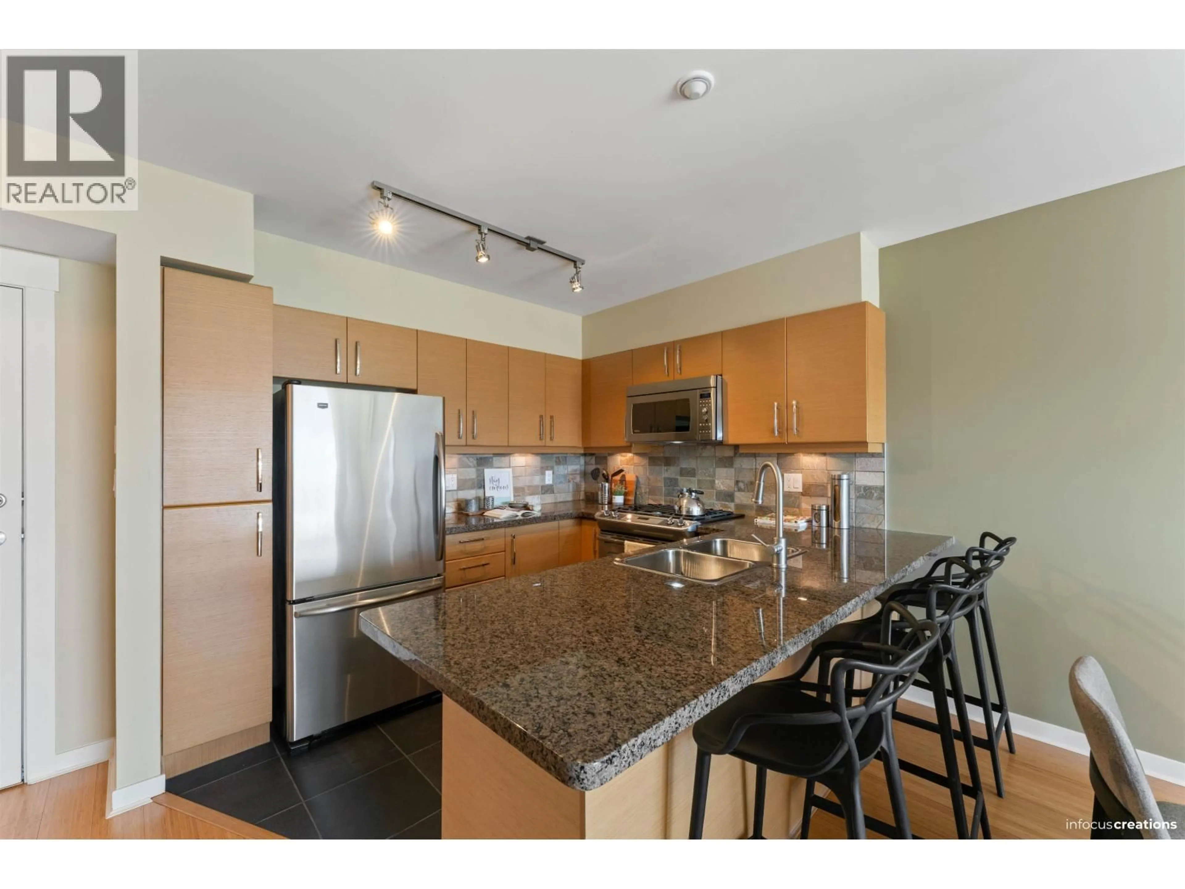 Standard kitchen, unknown for 209 - 1315 56 STREET, Delta British Columbia V4L2A6