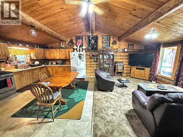 6265 HORSE LAKE ROAD, Horse Lake 5