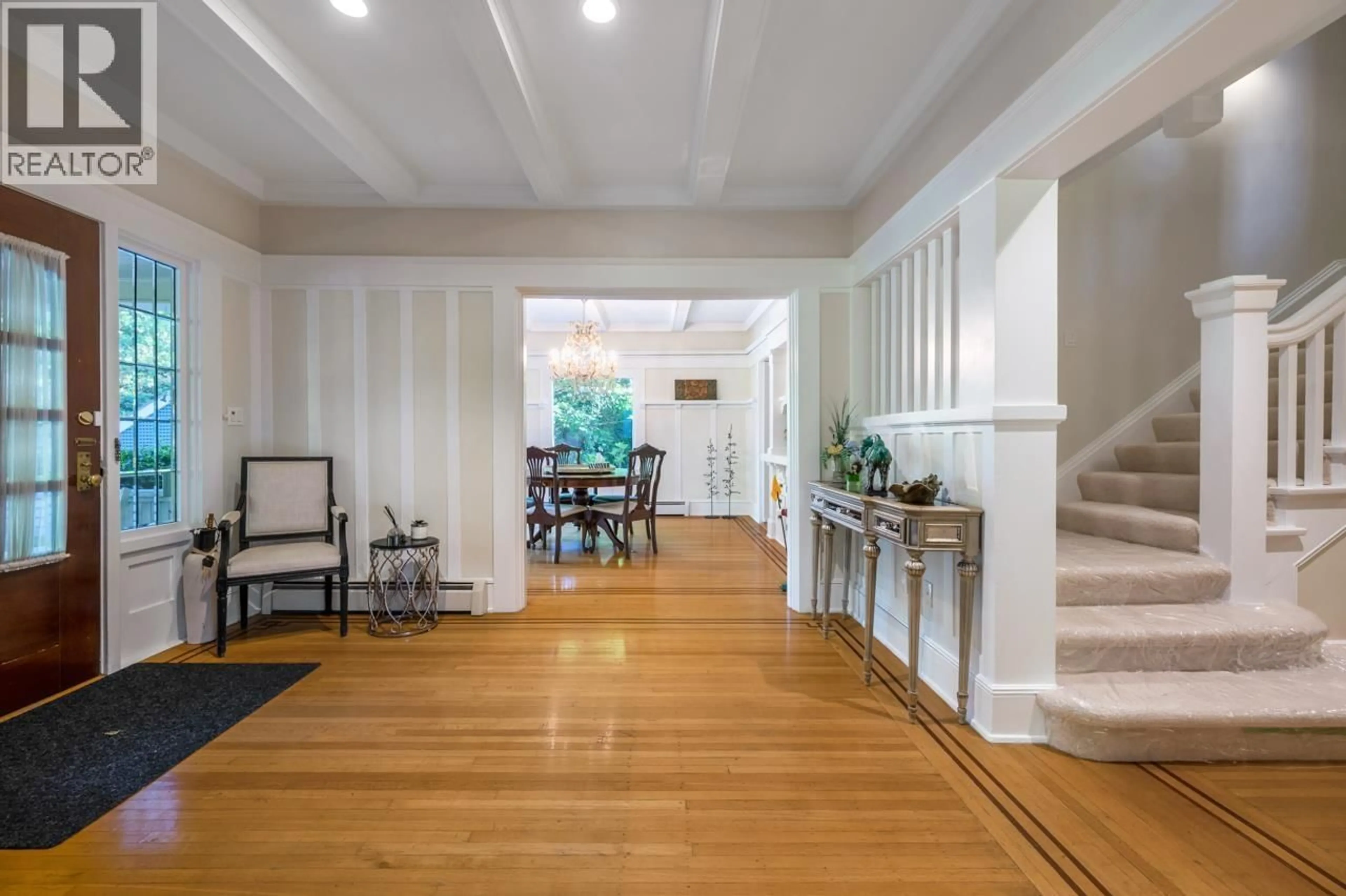 Indoor foyer for 3690 CARTIER STREET, Vancouver British Columbia V6H3C3