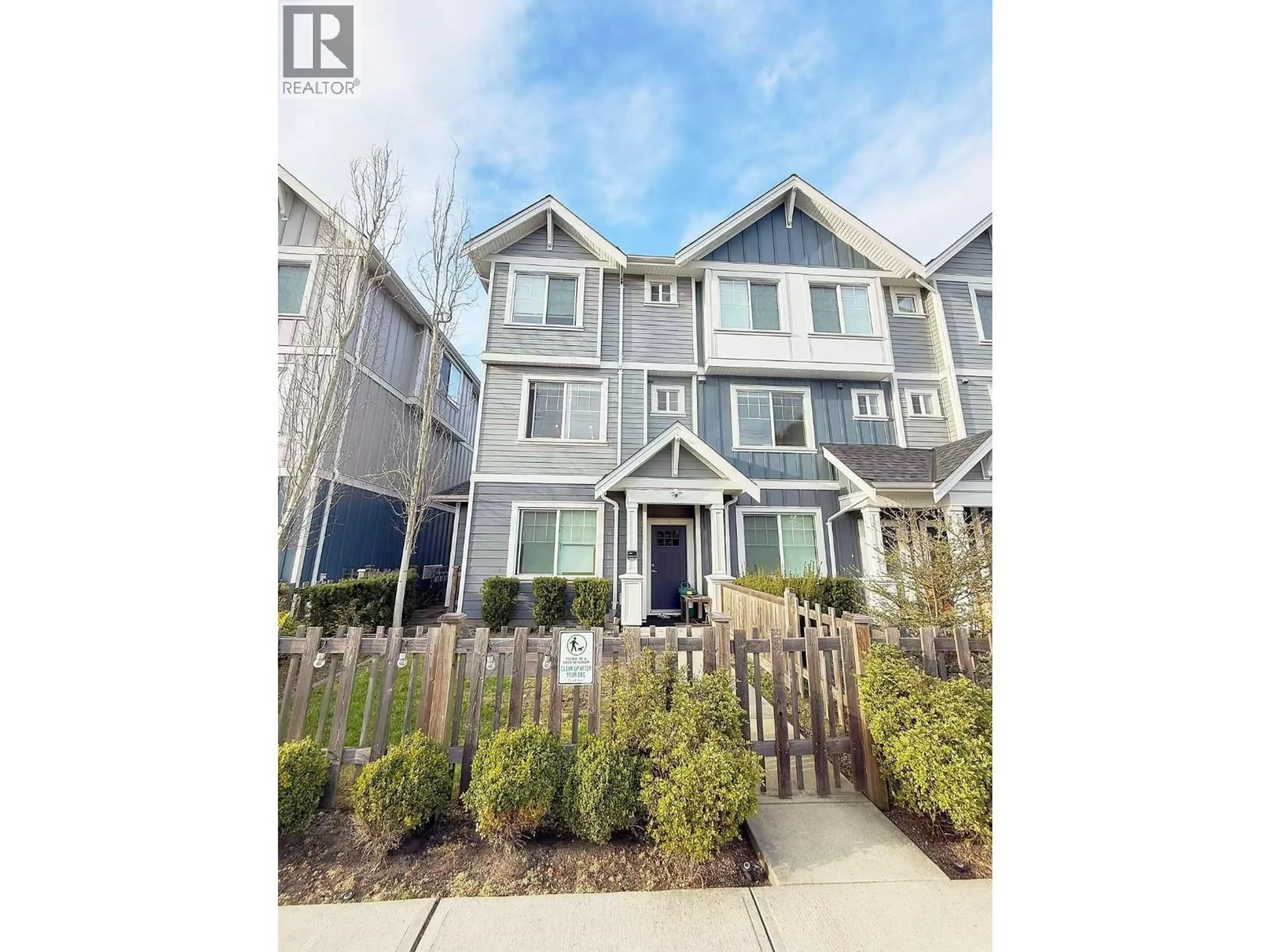 A pic from outside/outdoor area/front of a property/back of a property/a pic from drone, street for 8 - 7780 BRIDGE STREET, Richmond British Columbia V6Y0L2