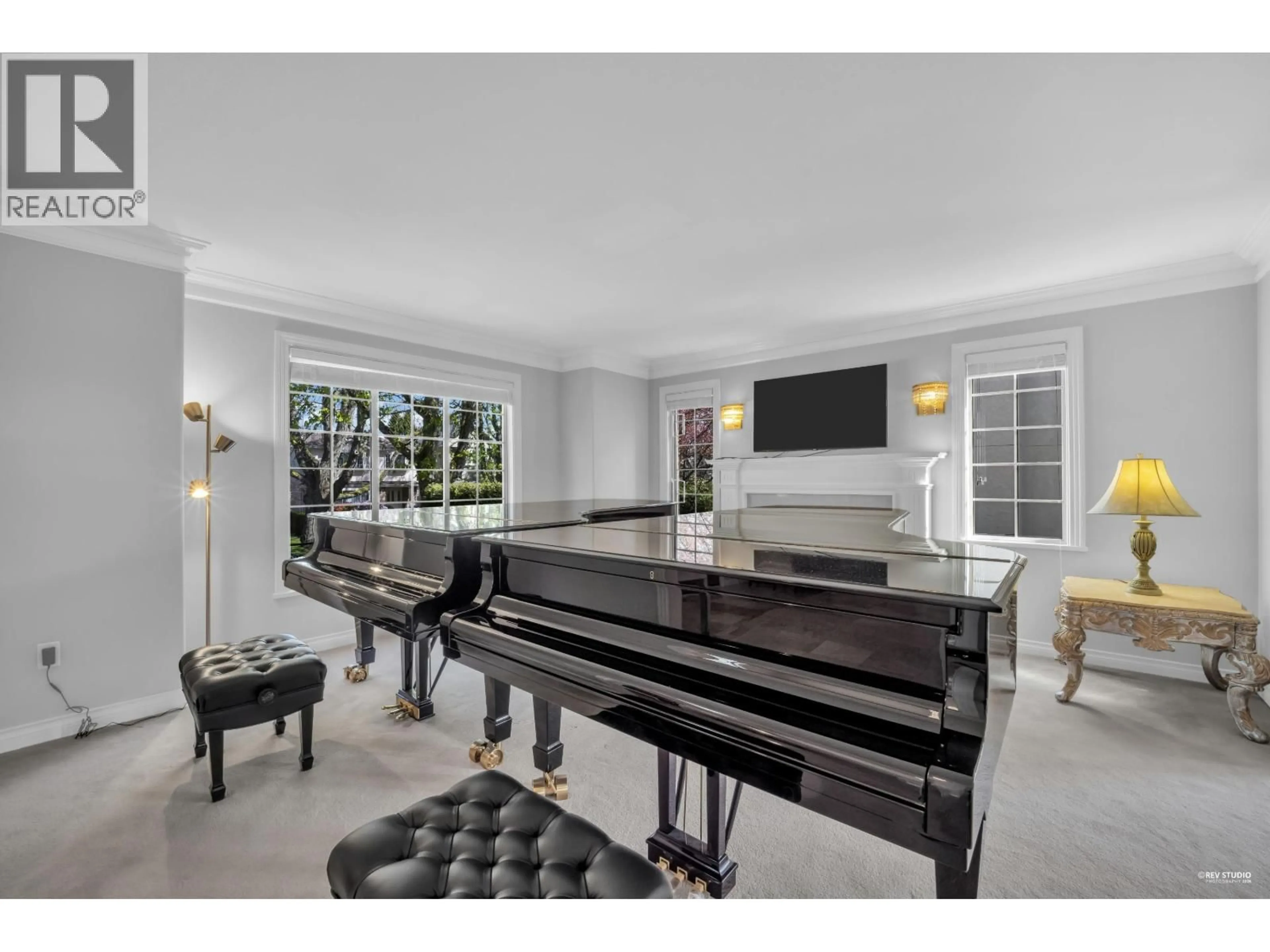 Home theater for 2986 35TH AVENUE, Vancouver British Columbia V6N2M6