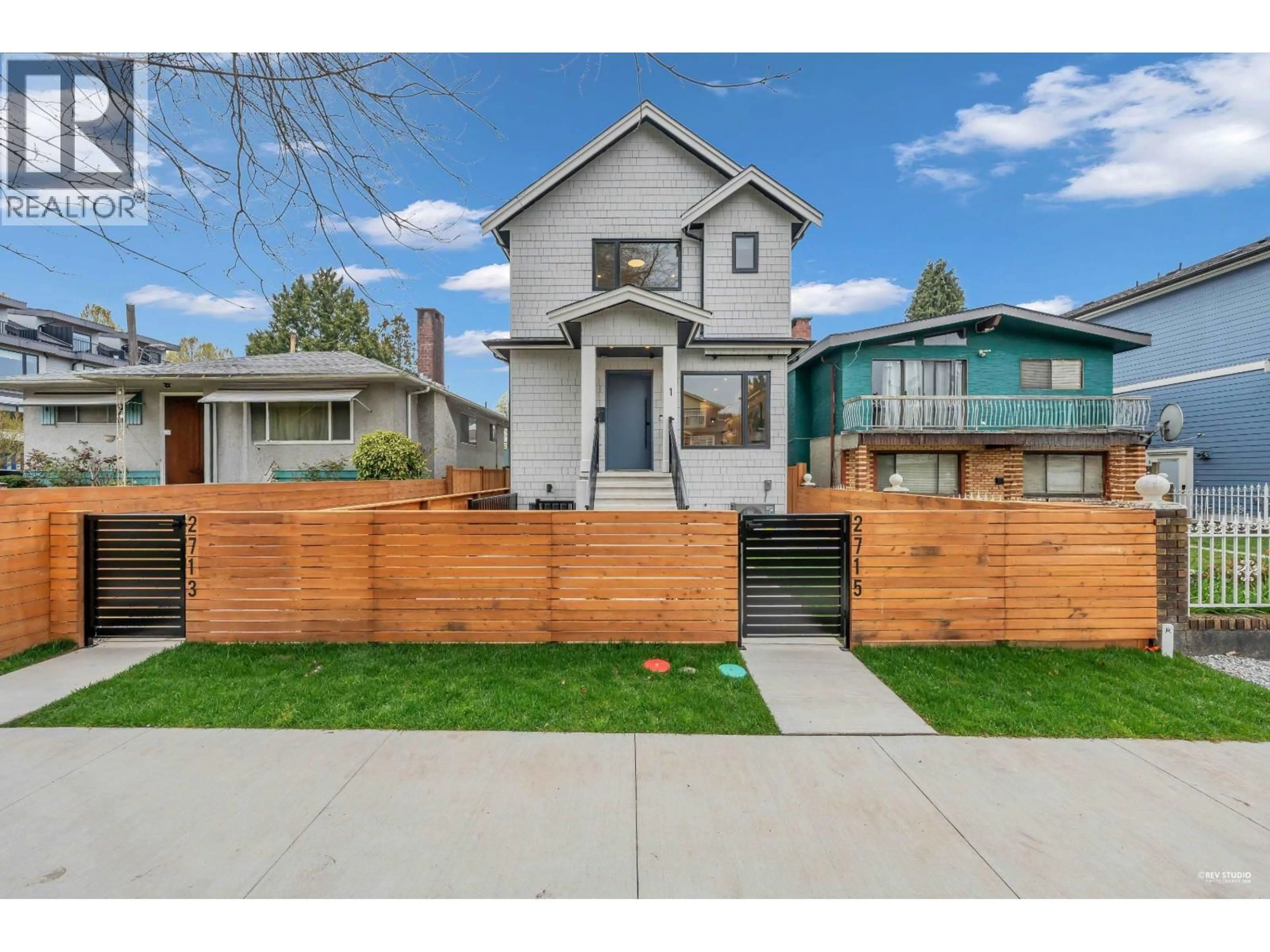 Home with vinyl exterior material, street for 2715 CHEYENNE AVENUE, Vancouver British Columbia V5R4R5