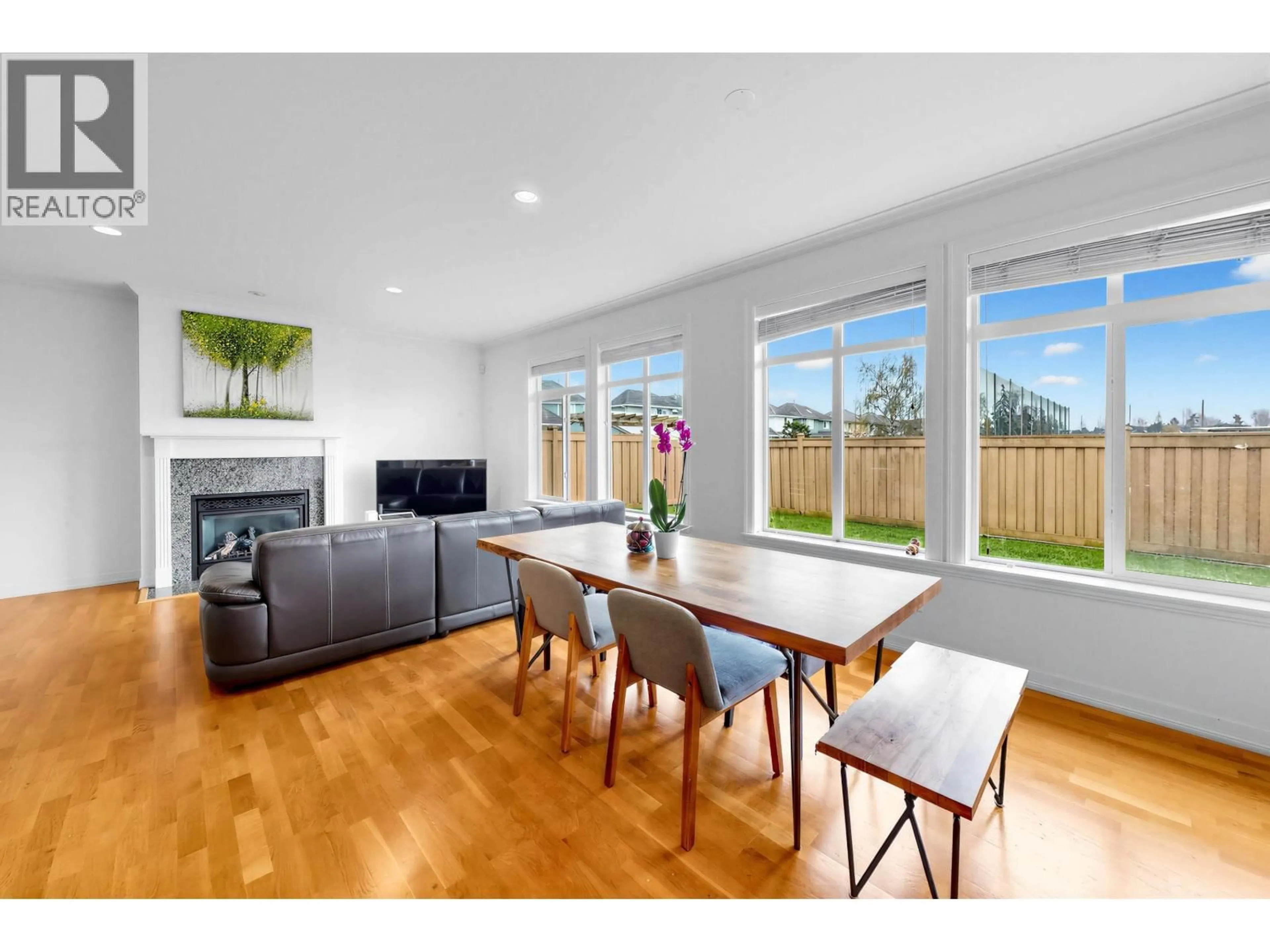 Unknown for 3580 SEMLIN DRIVE, Richmond British Columbia V7C5V7