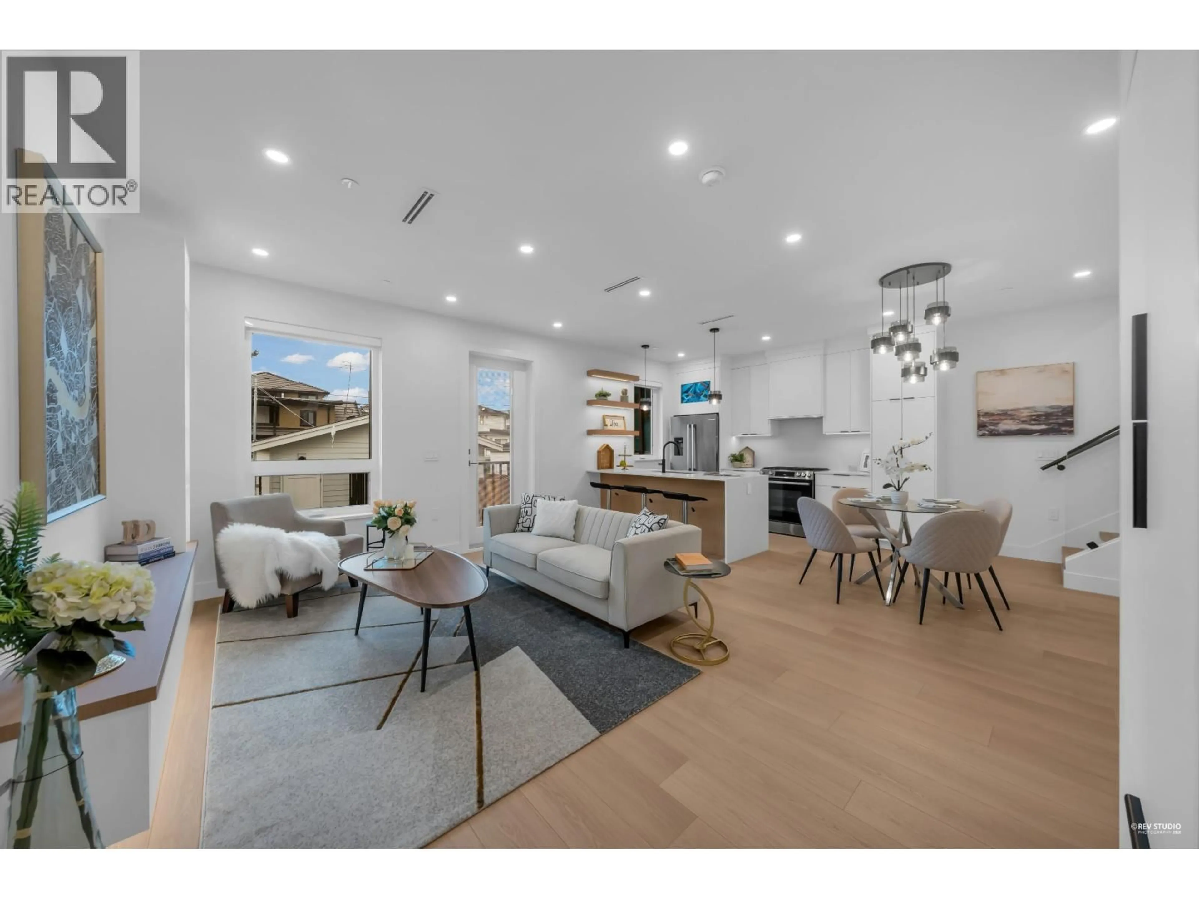 Open concept kitchen, unknown for 2713 CHEYENNE AVENUE, Vancouver British Columbia V5R4R5