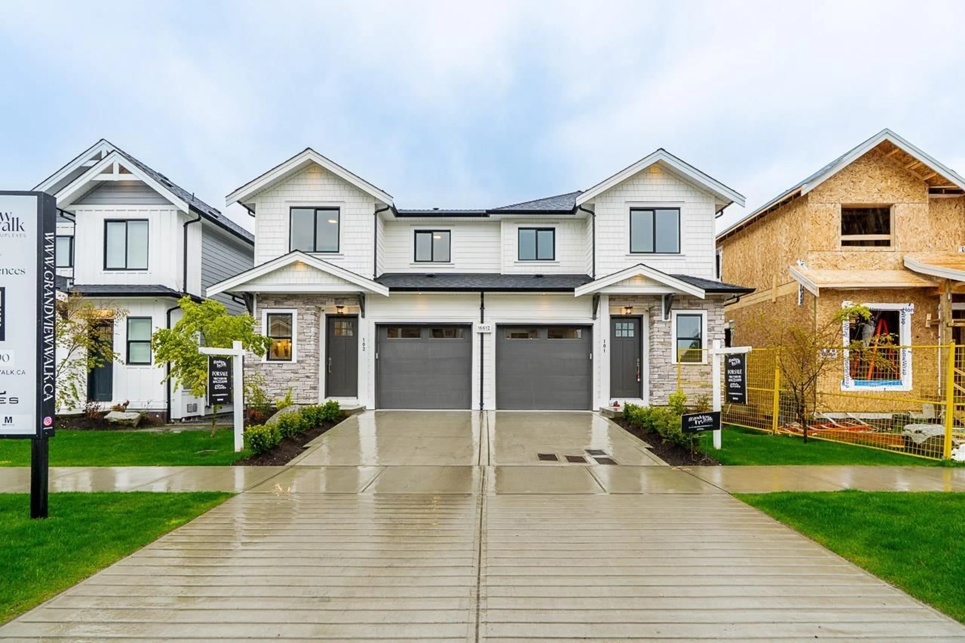 Home with vinyl exterior material, street for 102 - 16612 18A AVENUE, Surrey British Columbia V3Z9X5