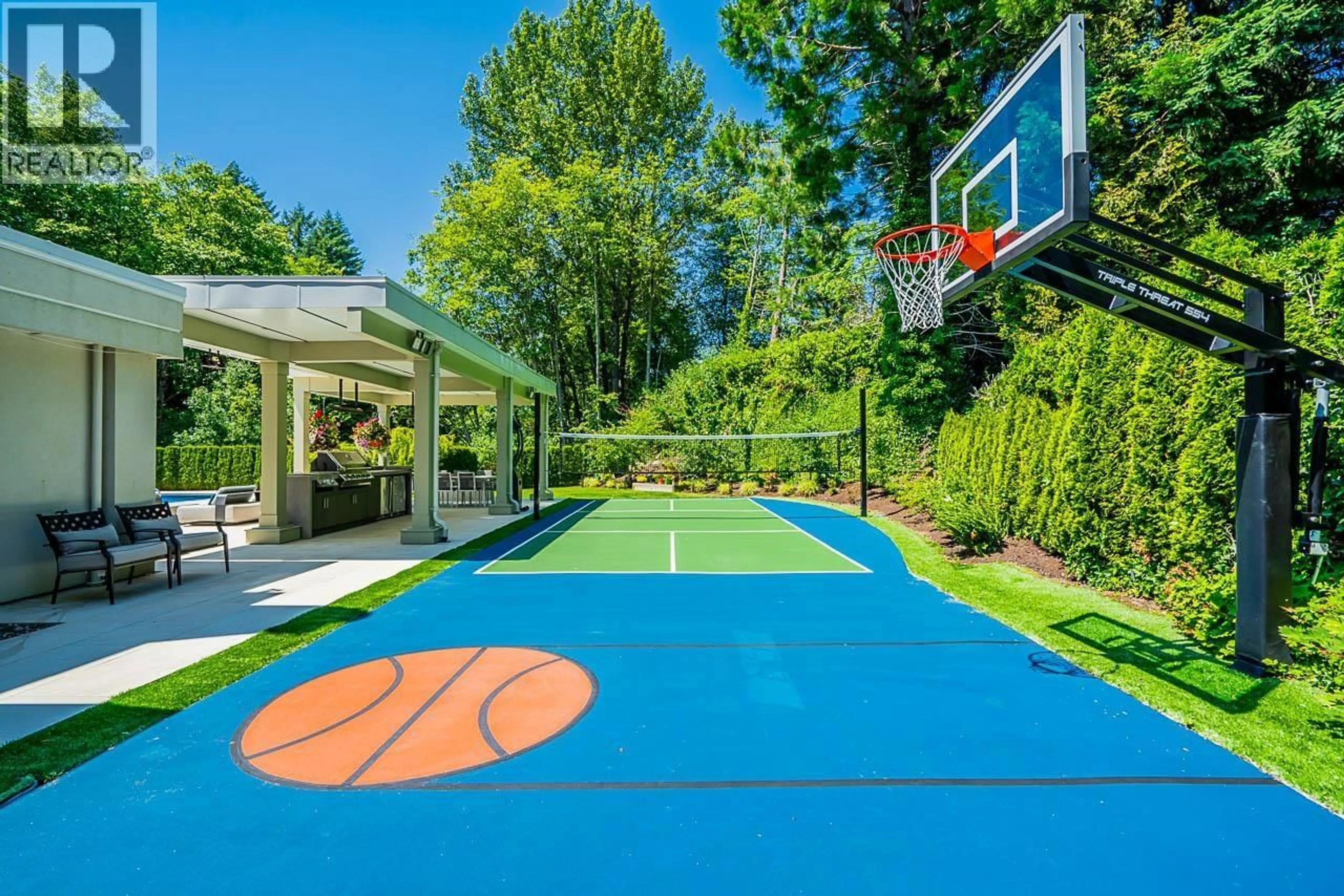 Pool for 4797 THE GLEN, West Vancouver British Columbia V7S3C3