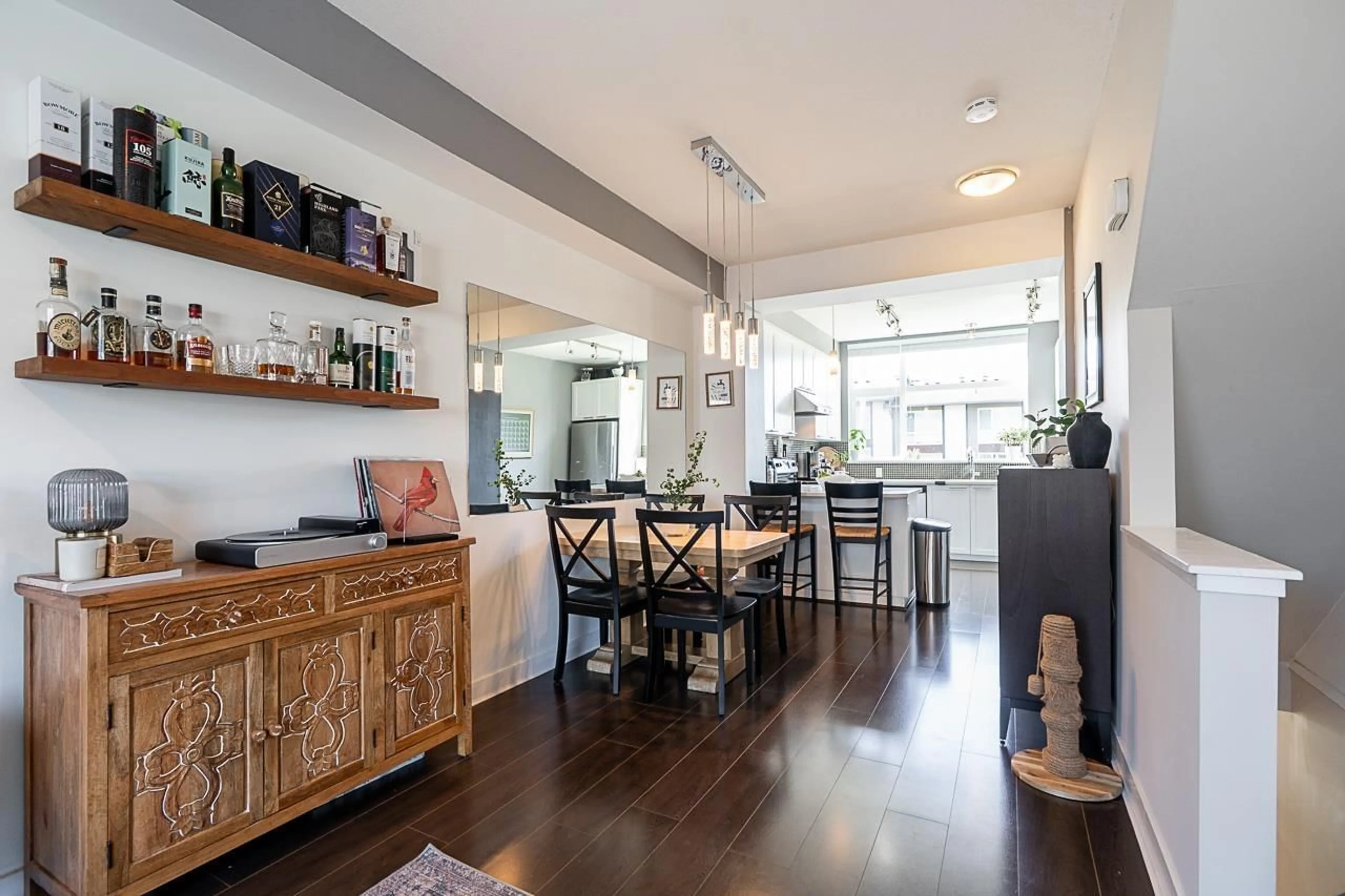 Open concept kitchen, wood/laminate floor for 81 - 16222 23A AVENUE, Surrey British Columbia V3Z6P4