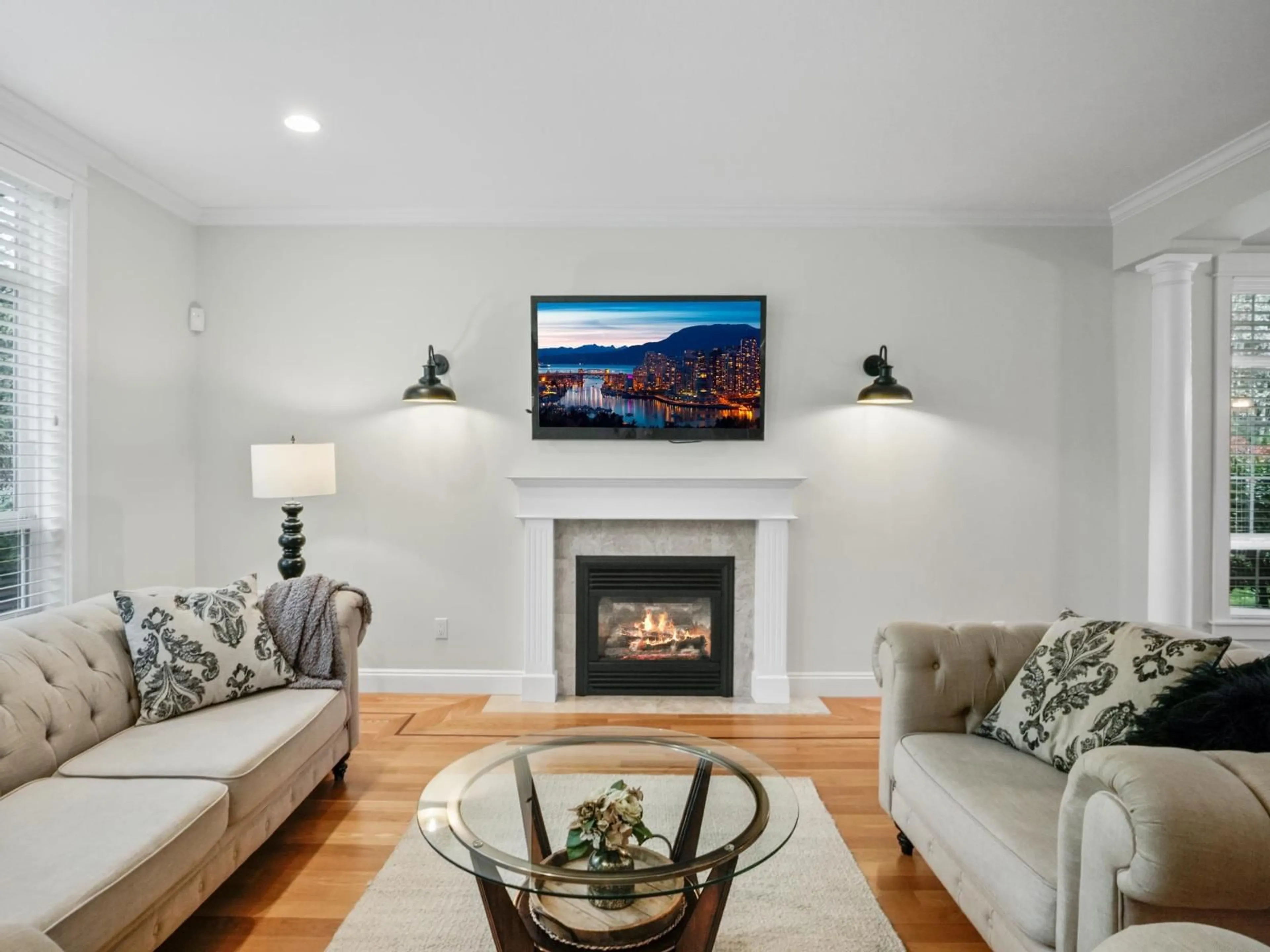Living room with furniture, unknown for 41813 MAJUBA HILL ROAD, Yarrow British Columbia V2R5G9