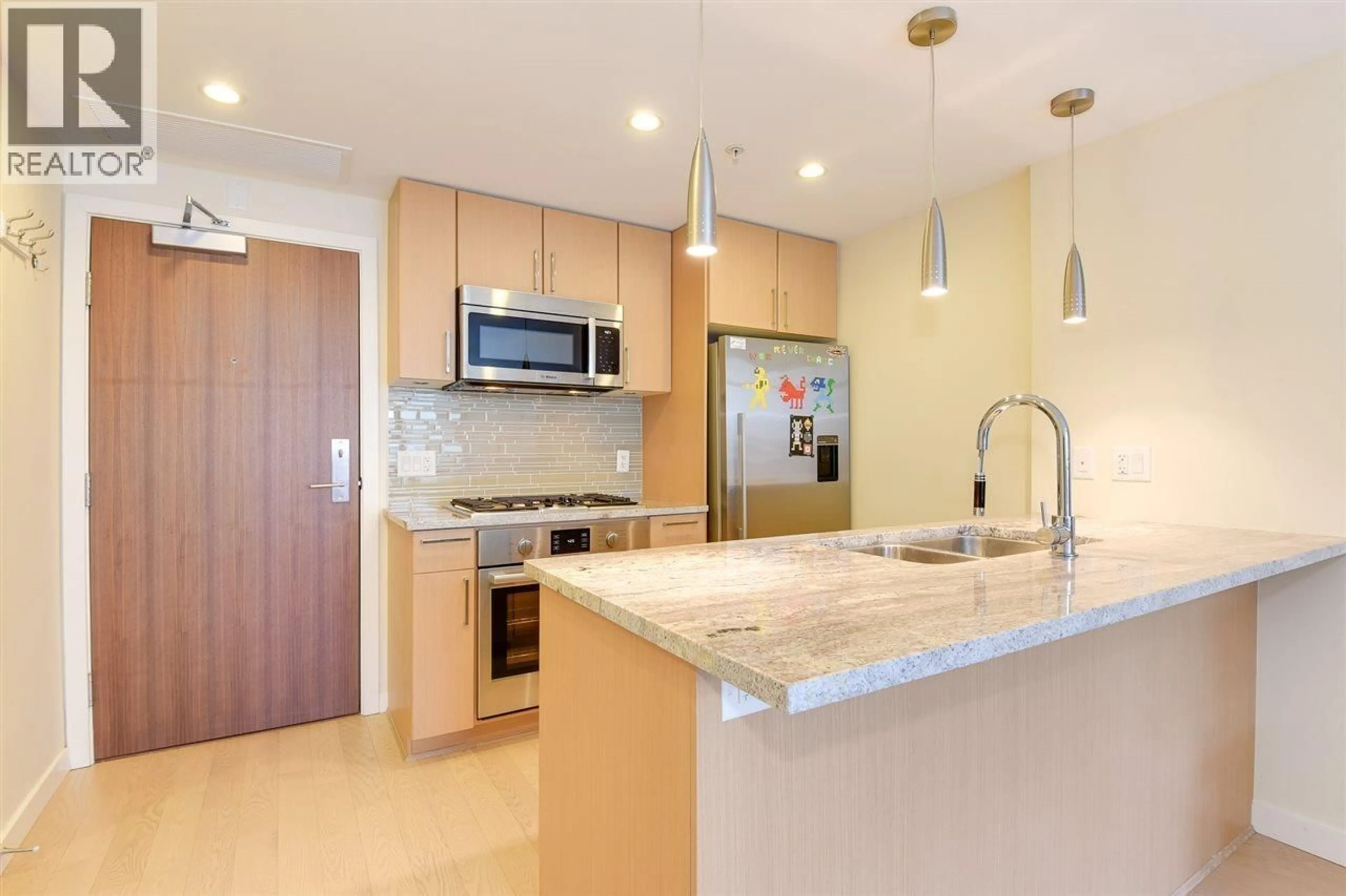 Unknown for 319 - 38 1ST AVENUE, Vancouver British Columbia V5Y0K3