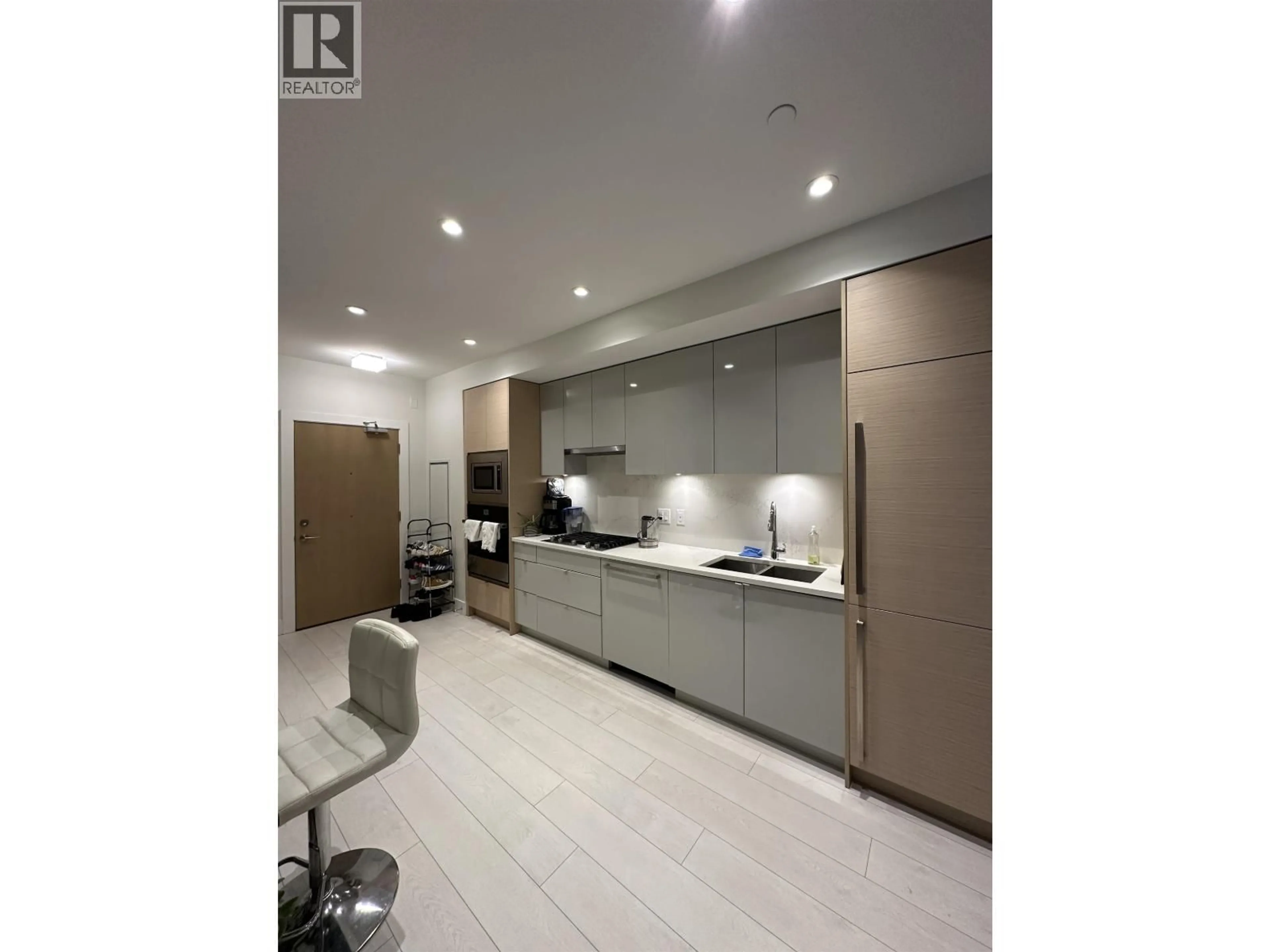 Open concept kitchen, unknown for 426 - 3438 SAWMILL CRESCENT, Vancouver British Columbia V5S0E3