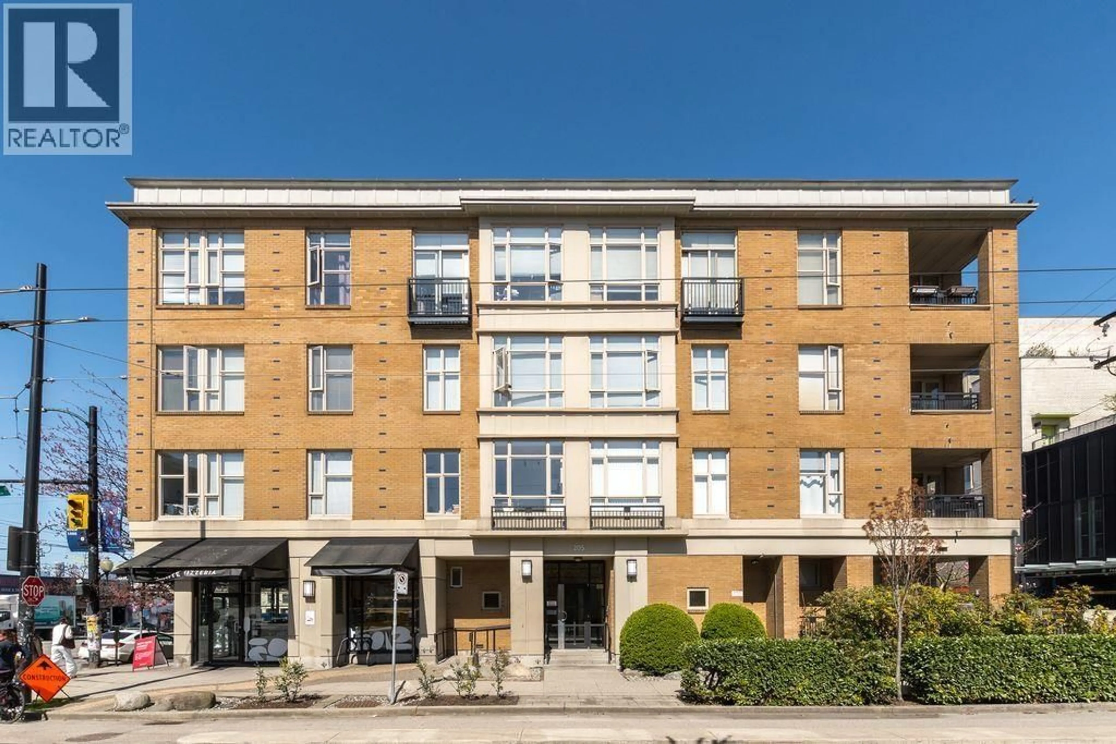 Unknown for 208 - 205 10TH AVENUE, Vancouver British Columbia V5T4V6