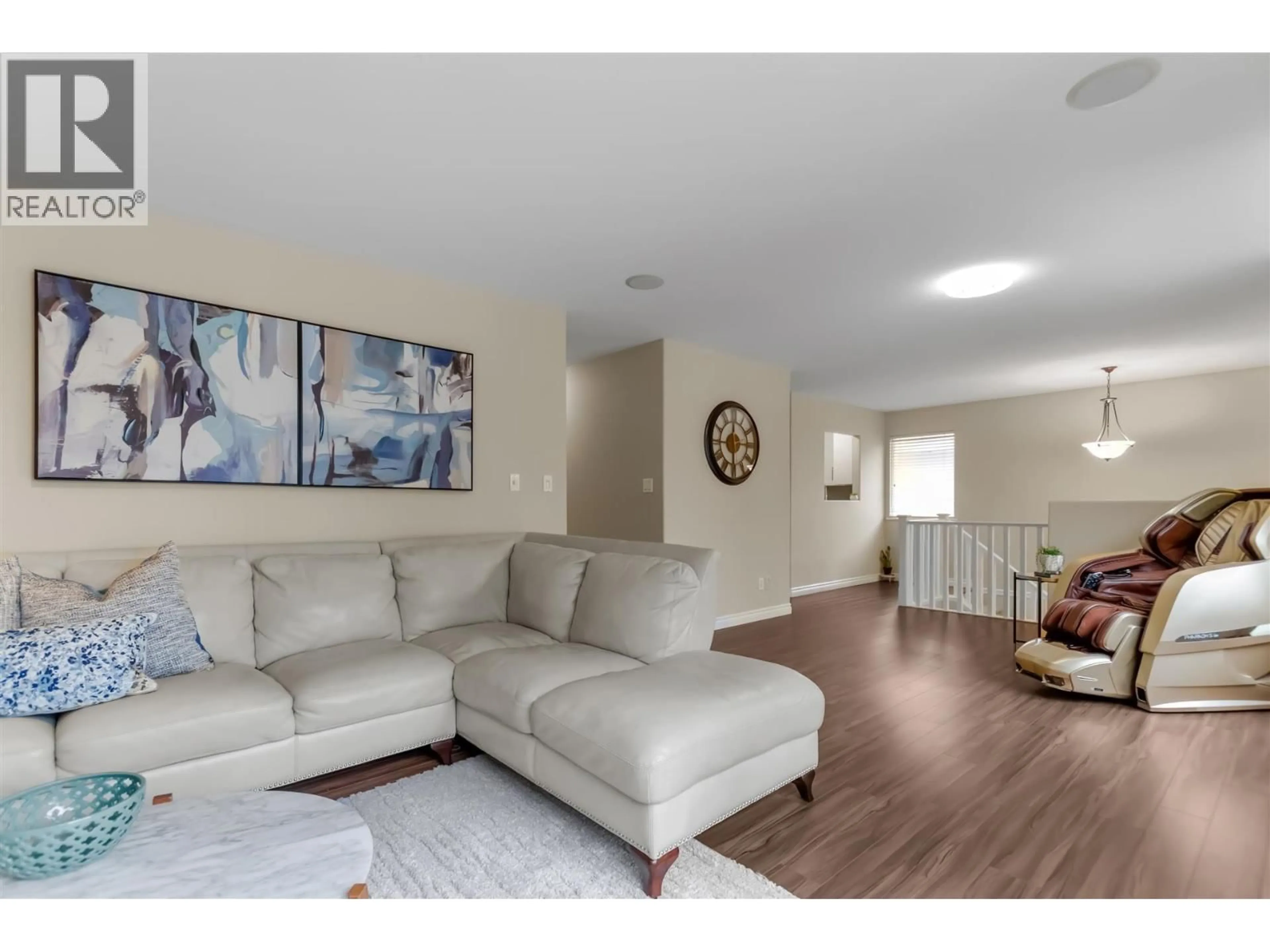 Living room with furniture, unknown for 11469 207 STREET, Maple Ridge British Columbia V2X1W9