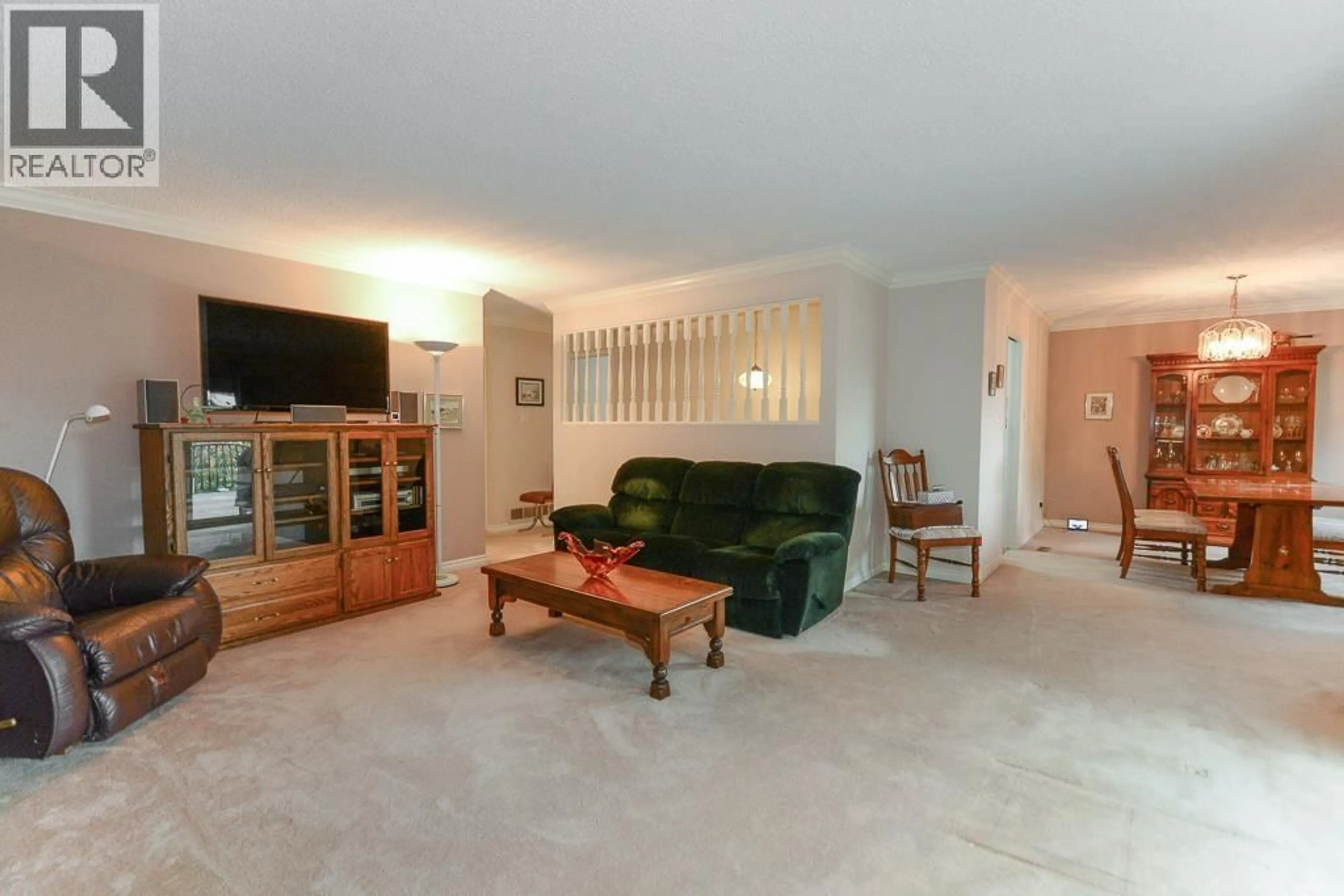 Living room with furniture, unknown for 6720 GOLDSMITH DRIVE, Richmond British Columbia V7E4G5