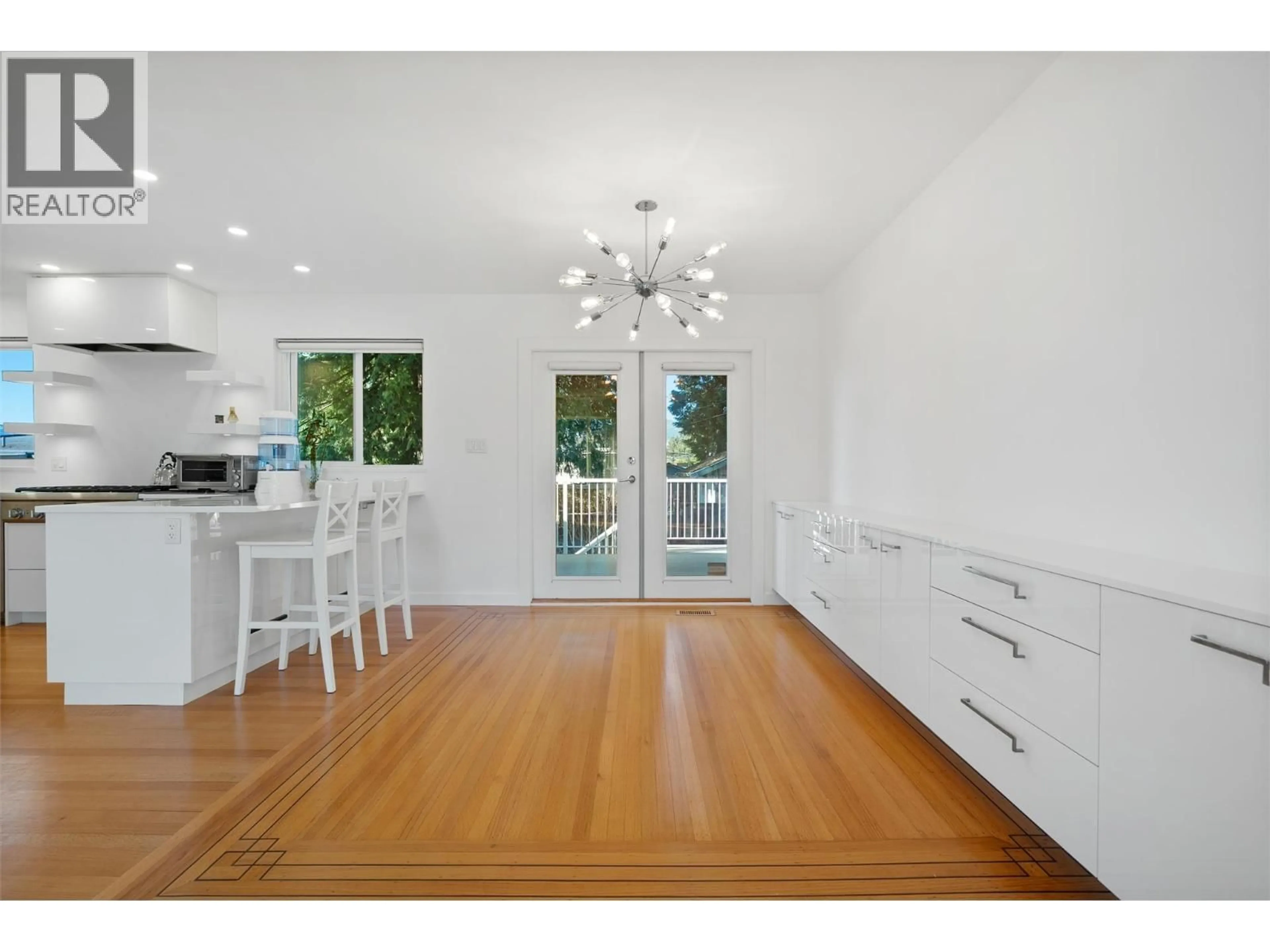 Open concept kitchen, wood/laminate floor for 2039 COMPTON COURT, Coquitlam British Columbia V3J2K9