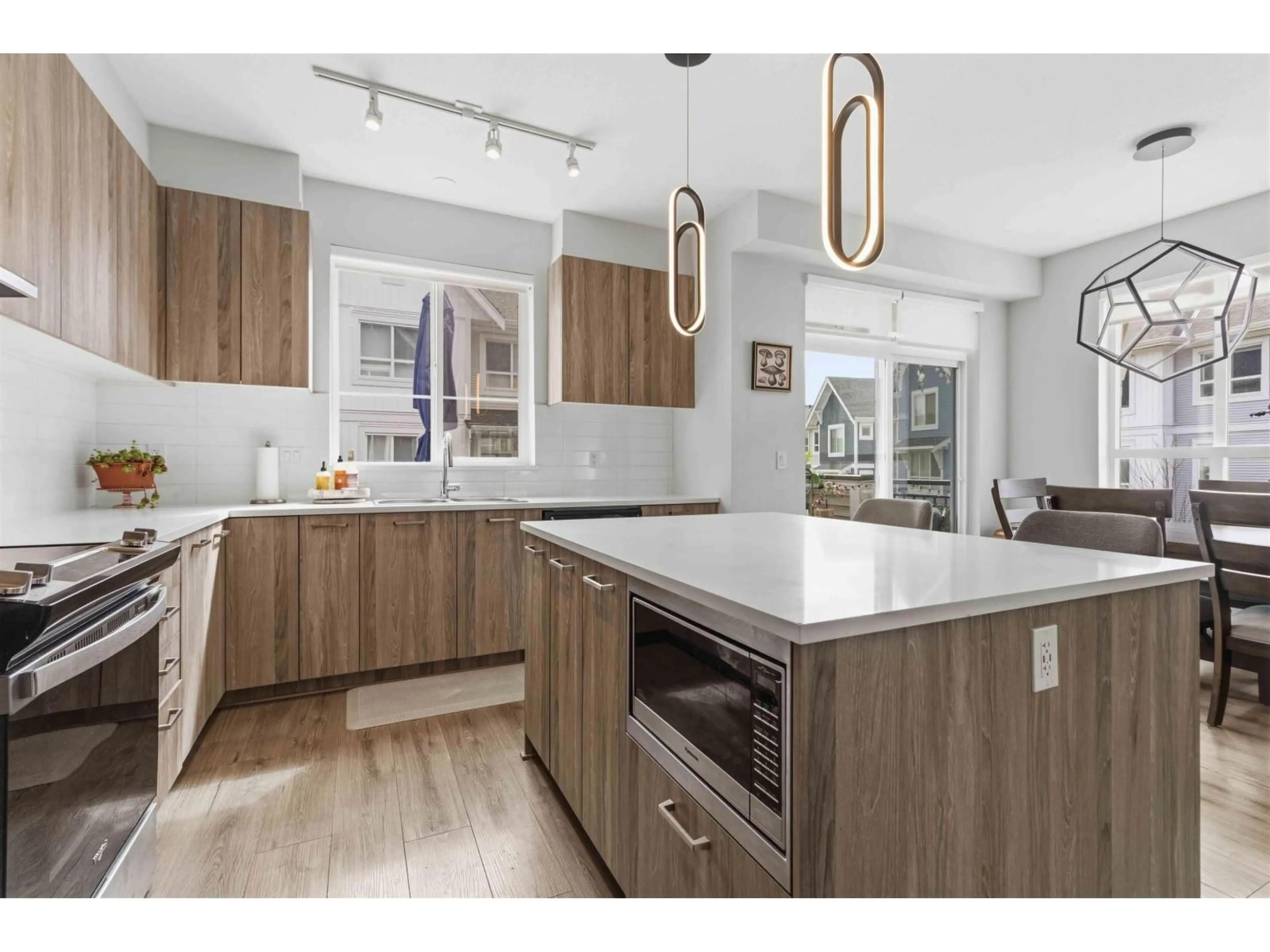 Open concept kitchen, unknown for 116 - 8335 NELSON STREET, Mission British Columbia V4S0E4