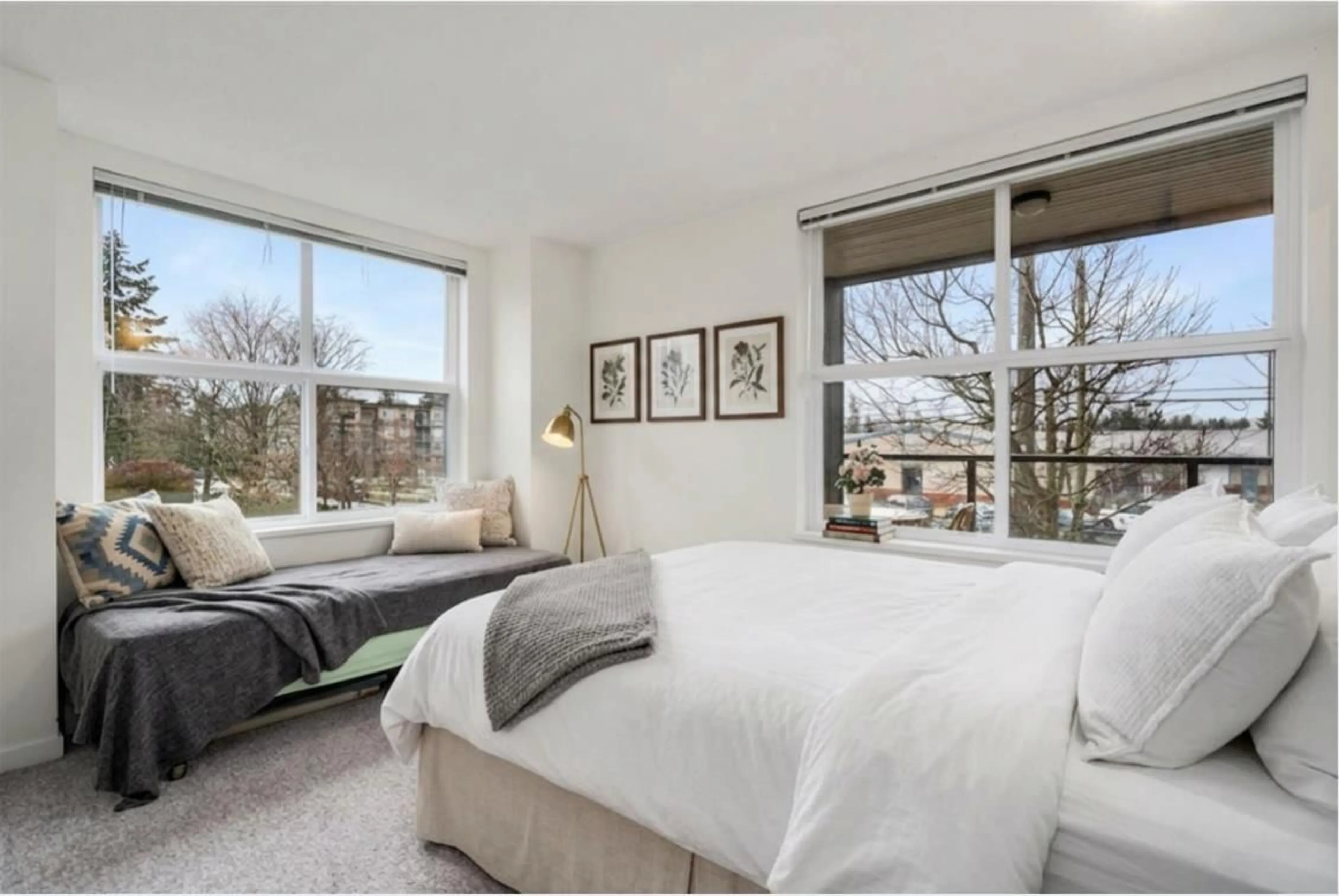 Bedroom with bed, unknown for 205 - 10707 139 STREET, Surrey British Columbia V3T0B2