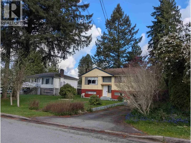 1681 SMITH AVENUE, Coquitlam 2