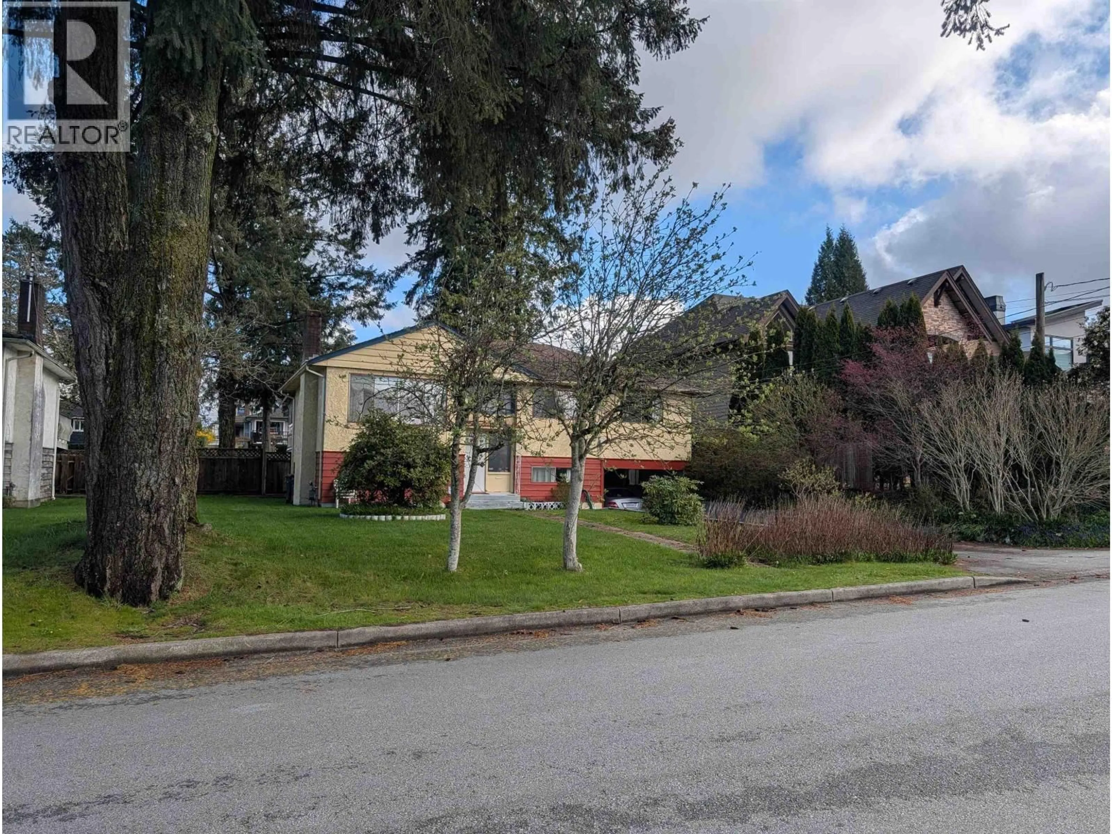 Unknown for 1681 SMITH AVENUE, Coquitlam British Columbia V3J2Y4