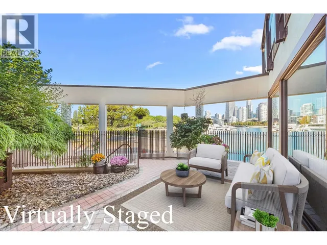 1130 IRONWORK PASSAGE, Vancouver 5