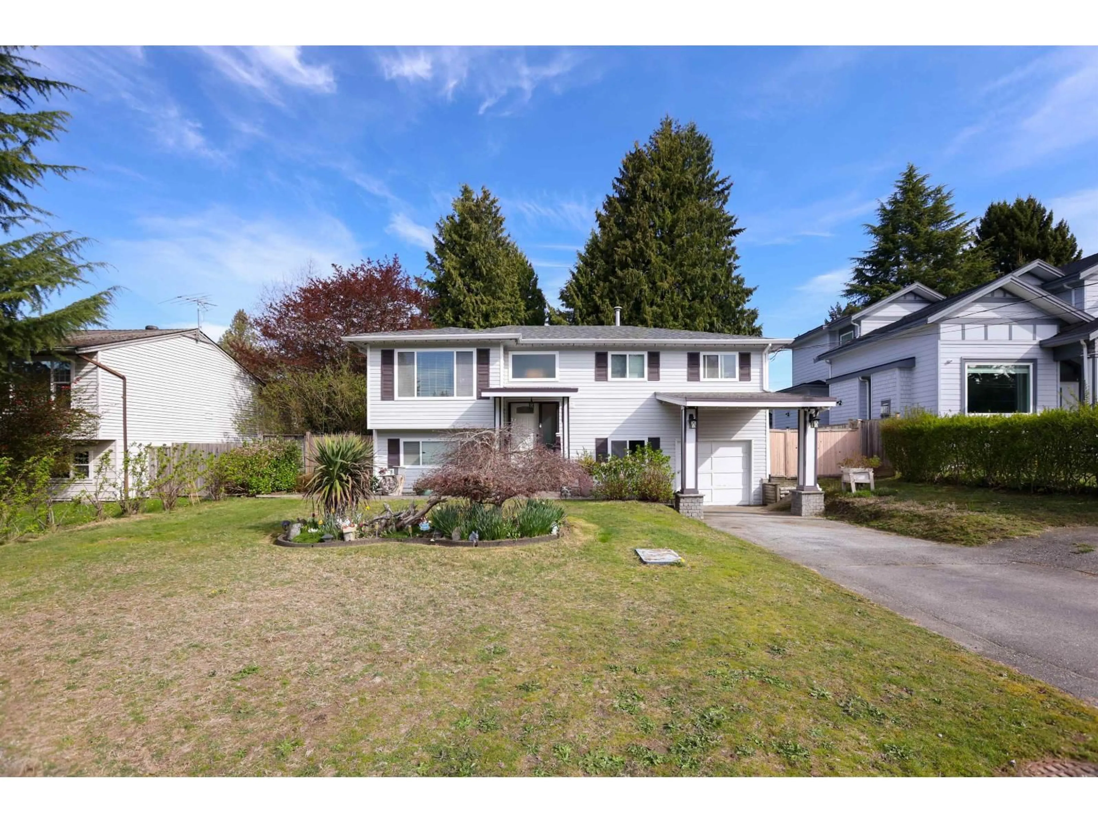 A pic from outside/outdoor area/front of a property/back of a property/a pic from drone, street for 11415 72A AVENUE, Delta British Columbia V4C1A7