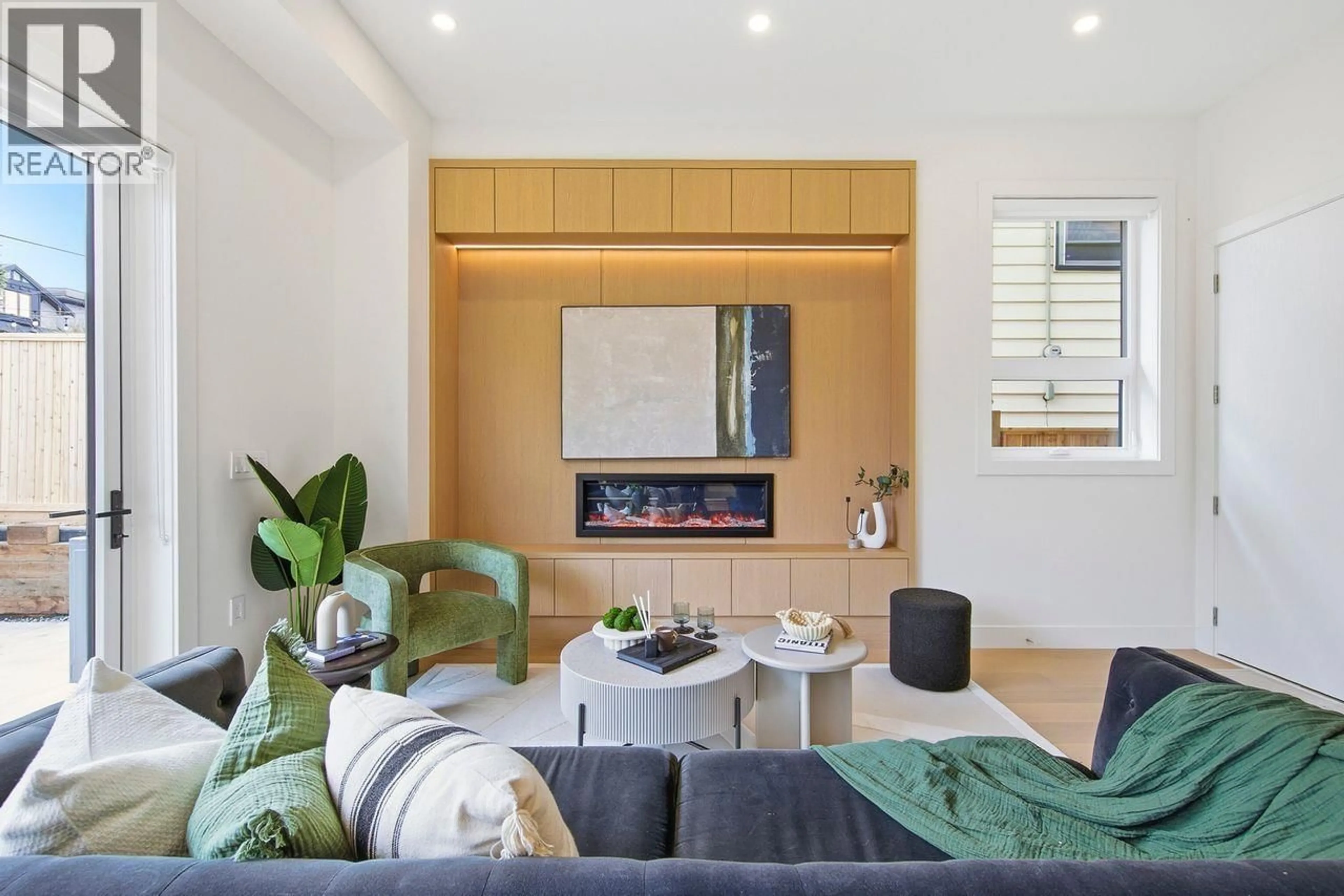 Living room with furniture, unknown for 2 - 3708 18TH AVENUE, Vancouver British Columbia V6S1B2