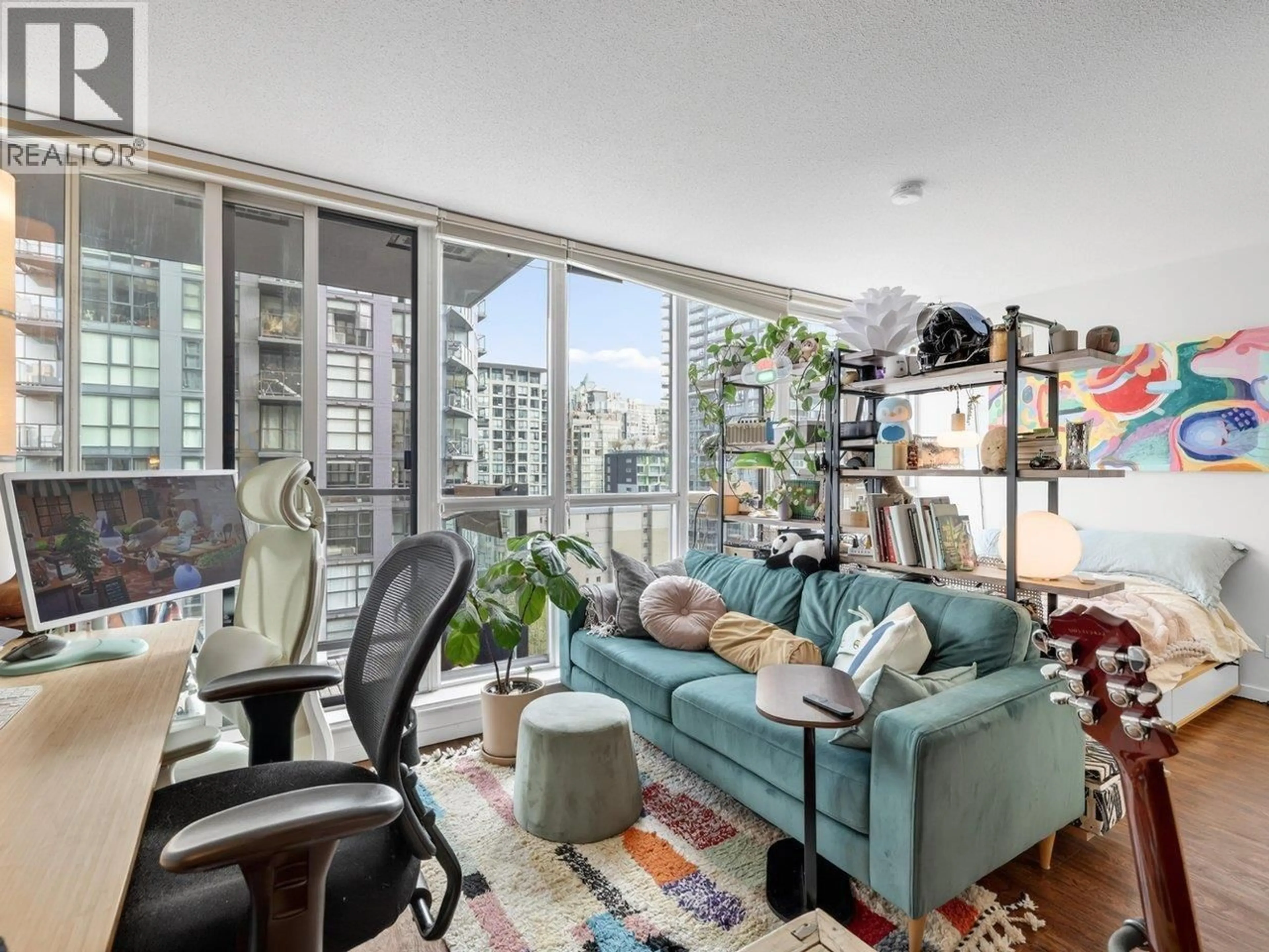 Living room with furniture, unknown for 1003 - 1199 SEYMOUR STREET, Vancouver British Columbia V6B1K3