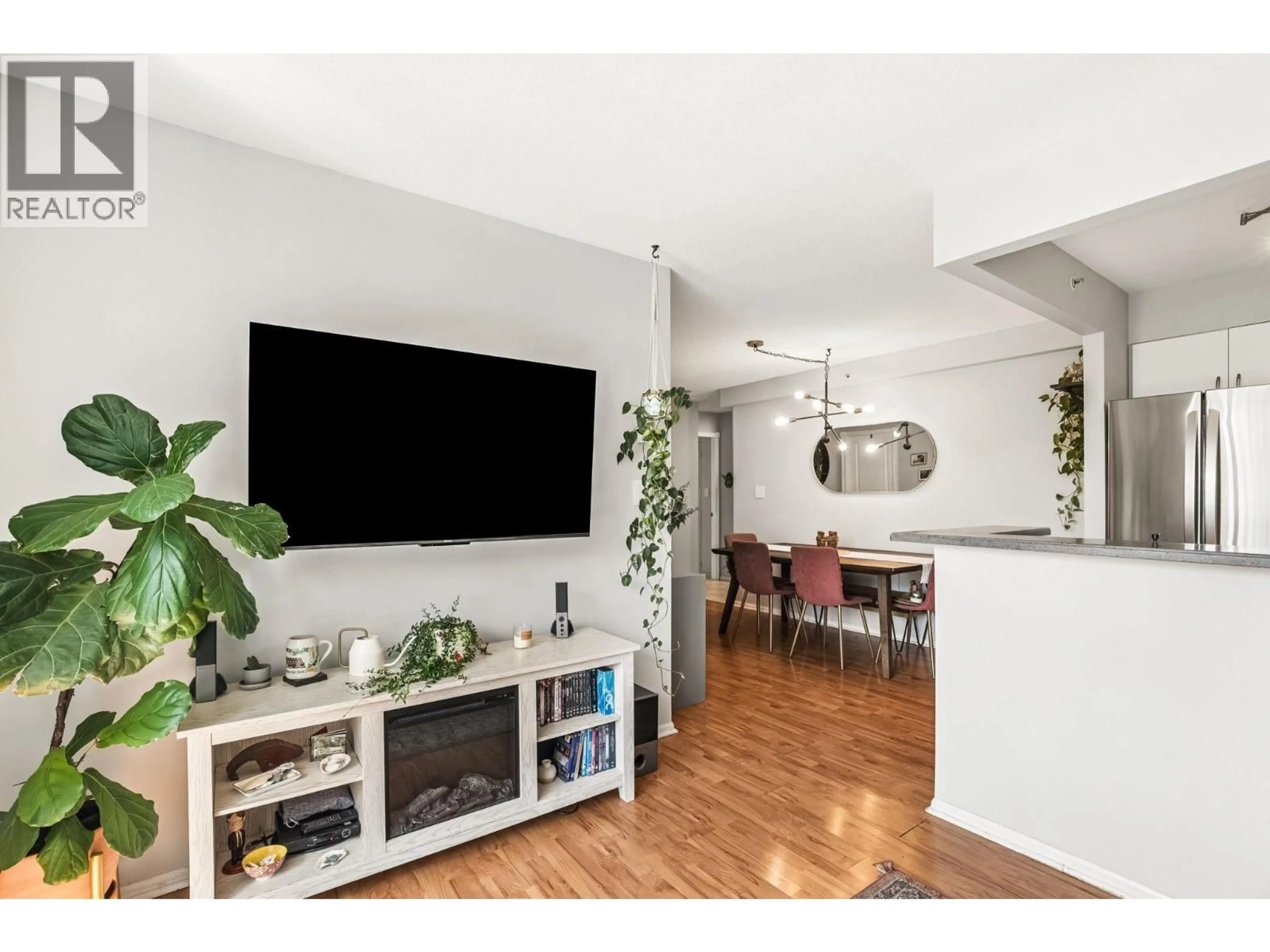 Unknown for 219 - 288 8TH AVENUE, Vancouver British Columbia V5T4S8