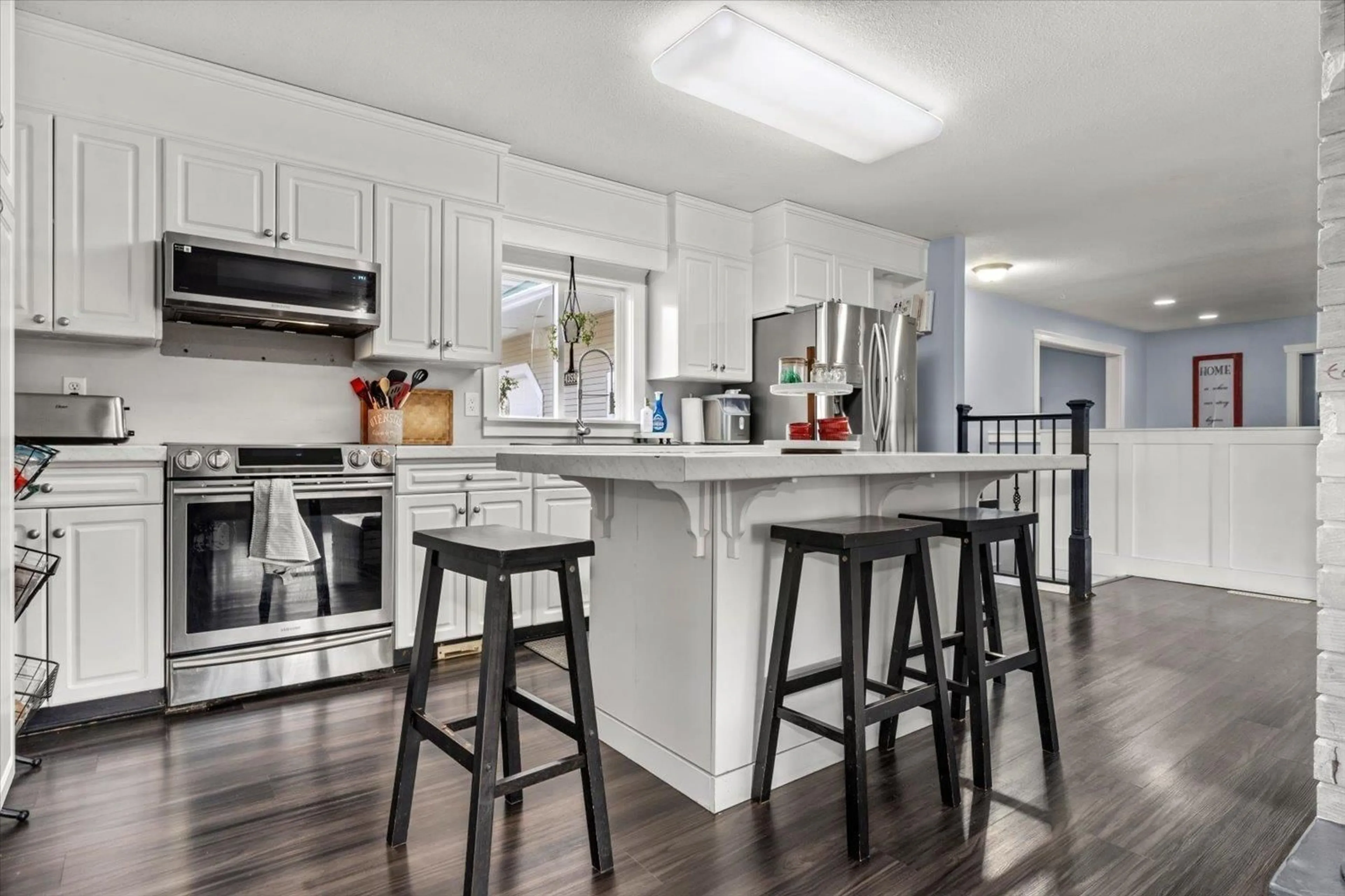 Open concept kitchen, unknown for 43590 CHILLIWACK MOUNTAIN ROAD, Chilliwack British Columbia V2R4A1