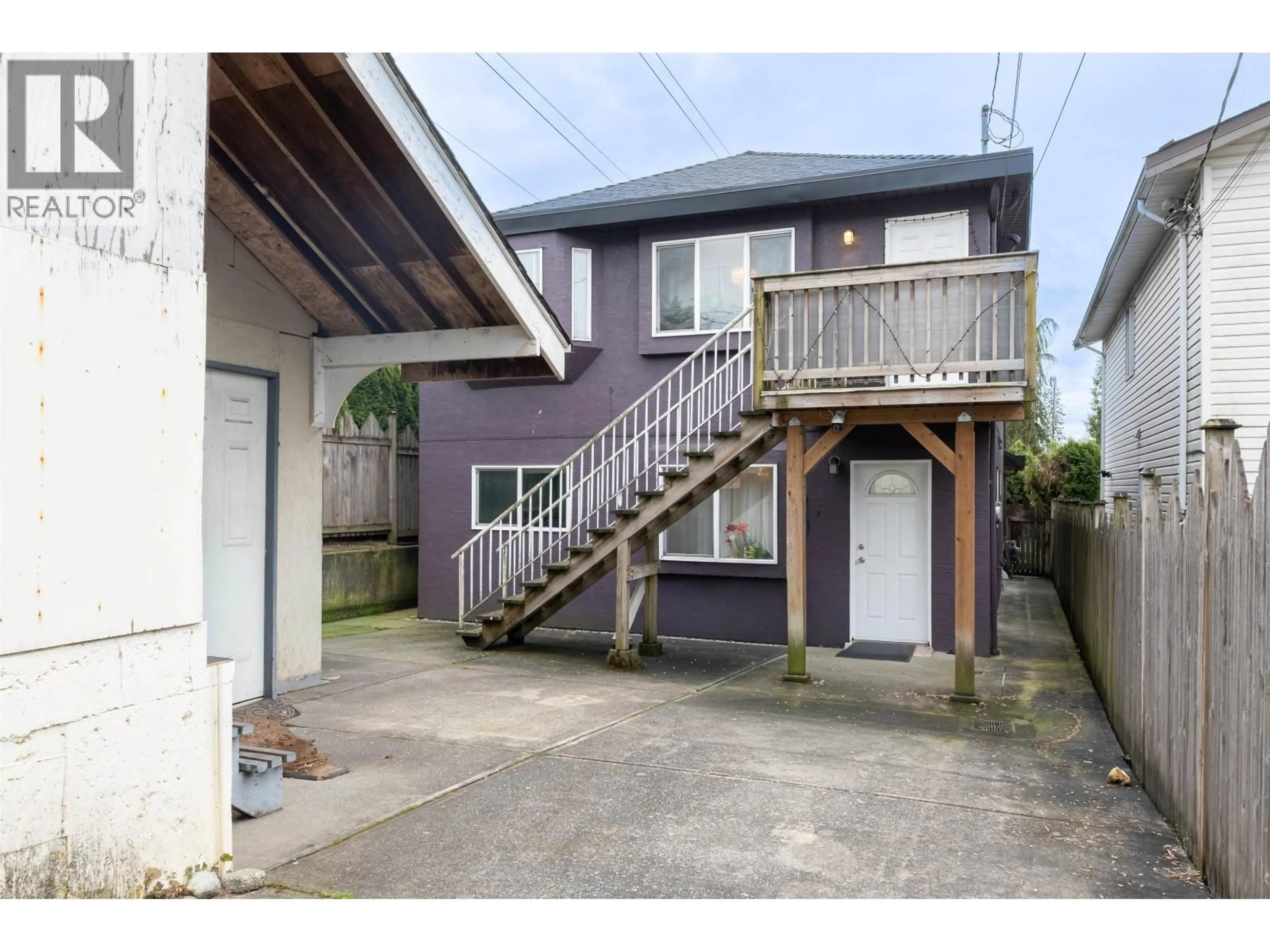 Unknown for 3681 ADANAC STREET, Vancouver British Columbia V5K2P7