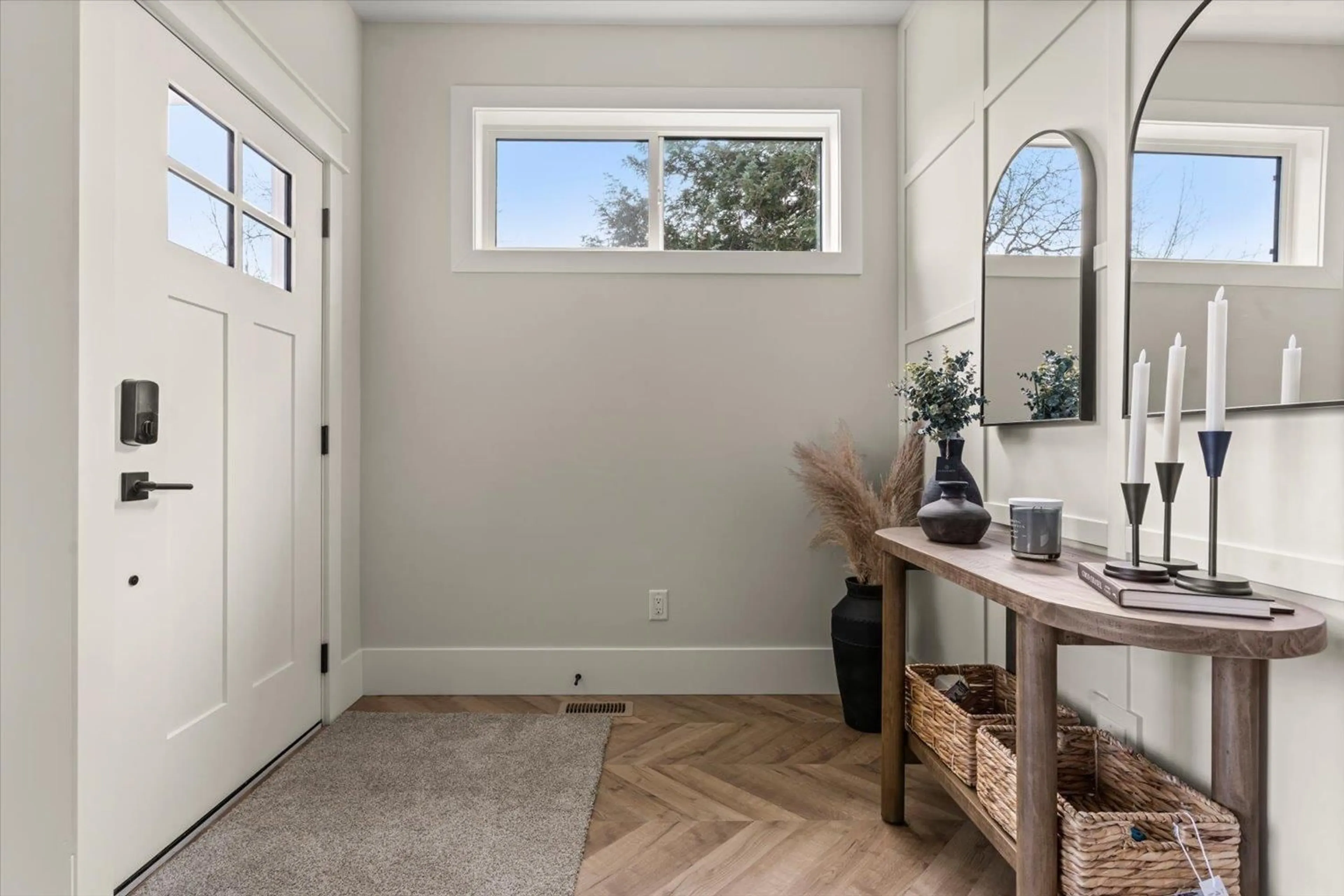 Indoor entryway for 5783 CARTER ROAD, Chilliwack British Columbia V2R3K1