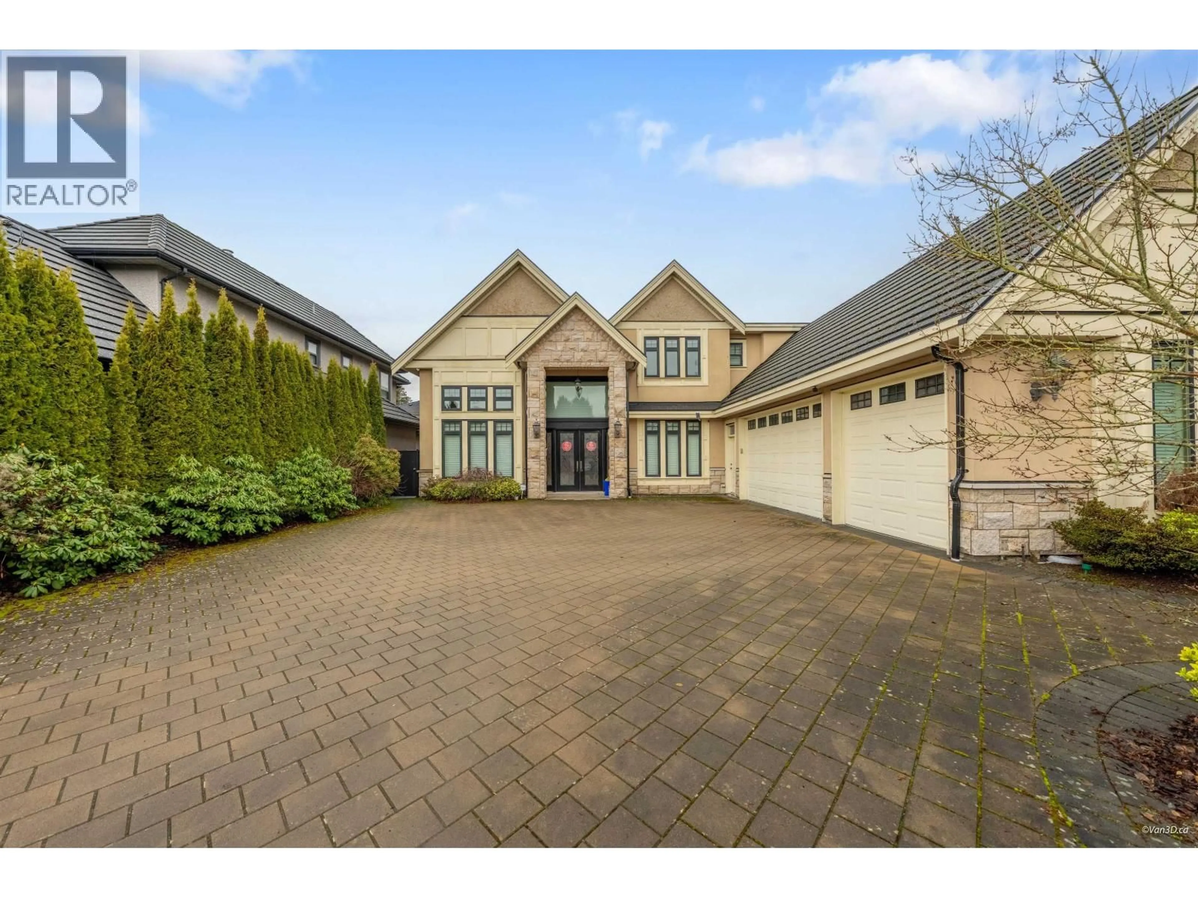 A pic from outside/outdoor area/front of a property/back of a property/a pic from drone, street for 5491 CATHAY ROAD, Richmond British Columbia V7C3C9