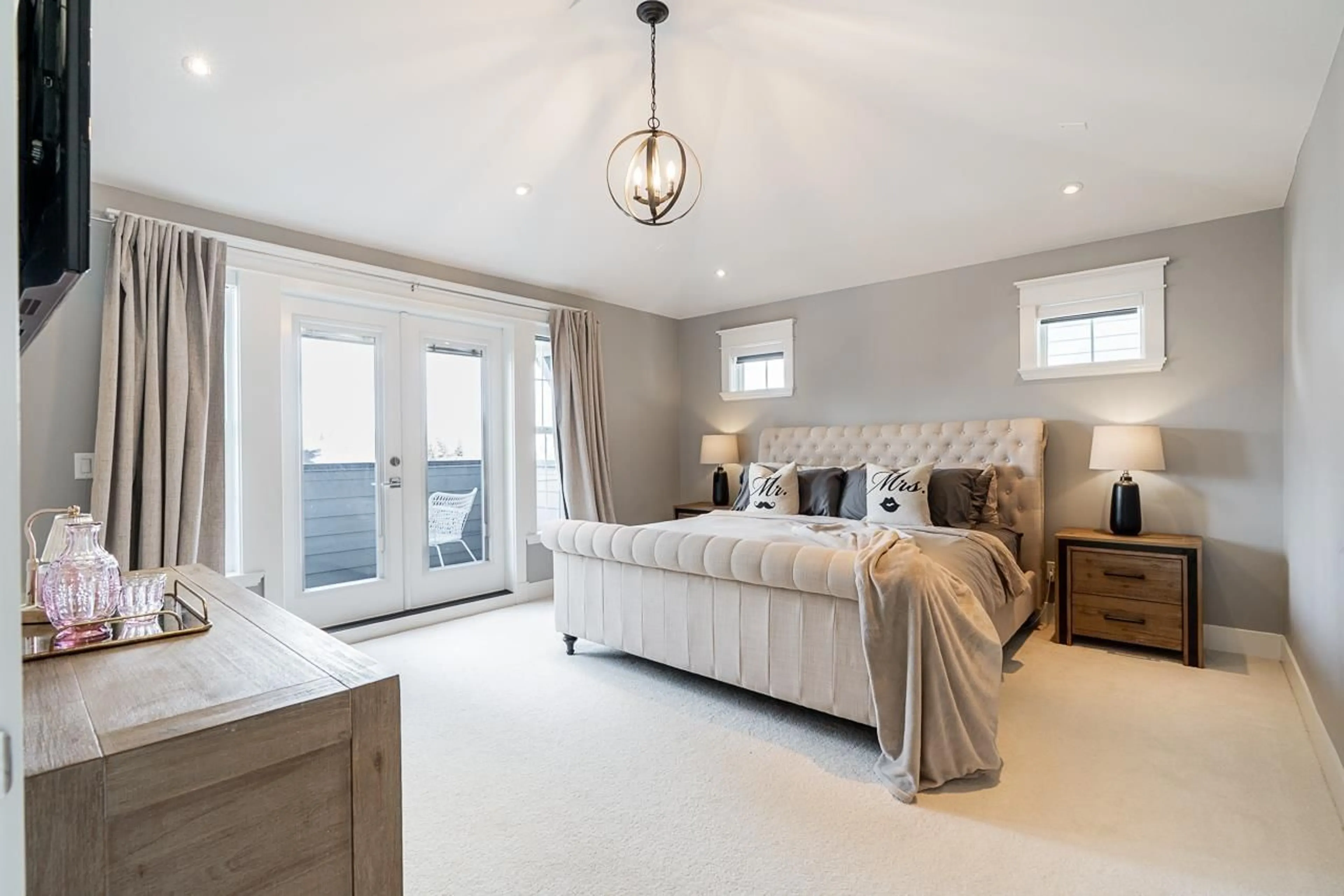 Bedroom with bed, unknown for 15708 MOUNTAIN VIEW DRIVE, Surrey British Columbia V3Z0C6