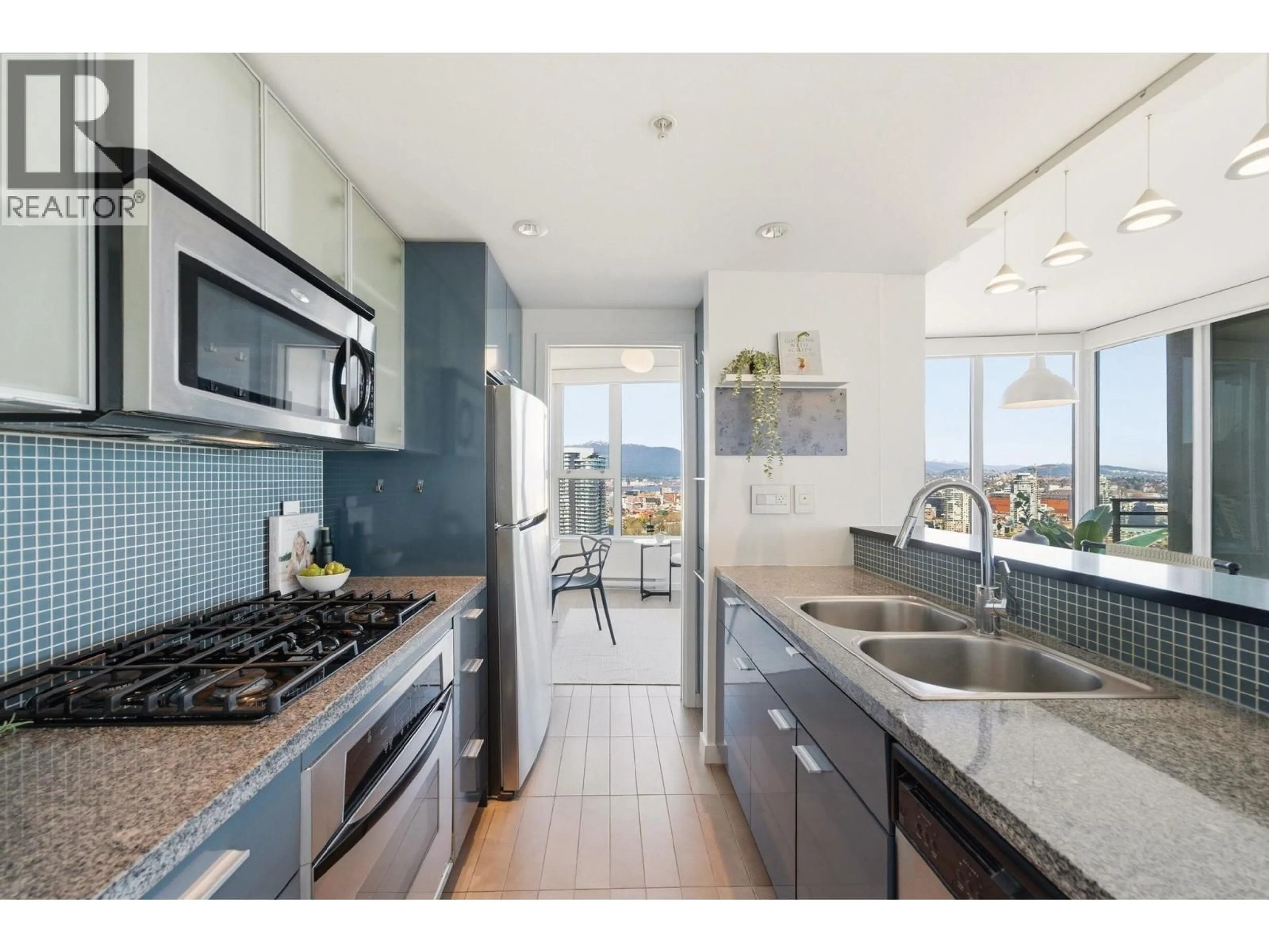 Open concept kitchen, ceramic/tile floor for 3302 - 33 SMITHE STREET, Vancouver British Columbia V6B0B5