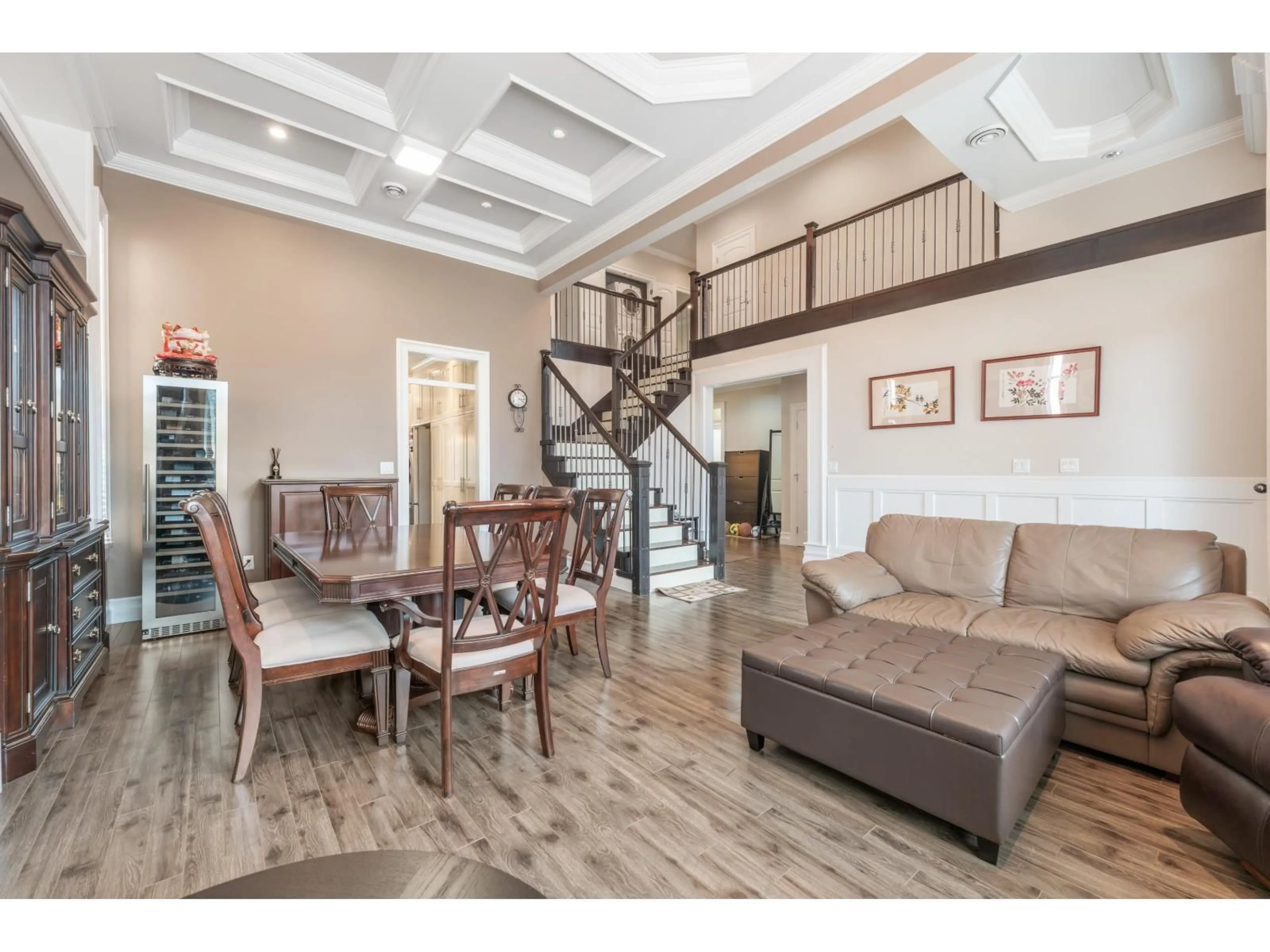 Living room with furniture, unknown for 10938 131A STREET, Surrey British Columbia V3T3R7