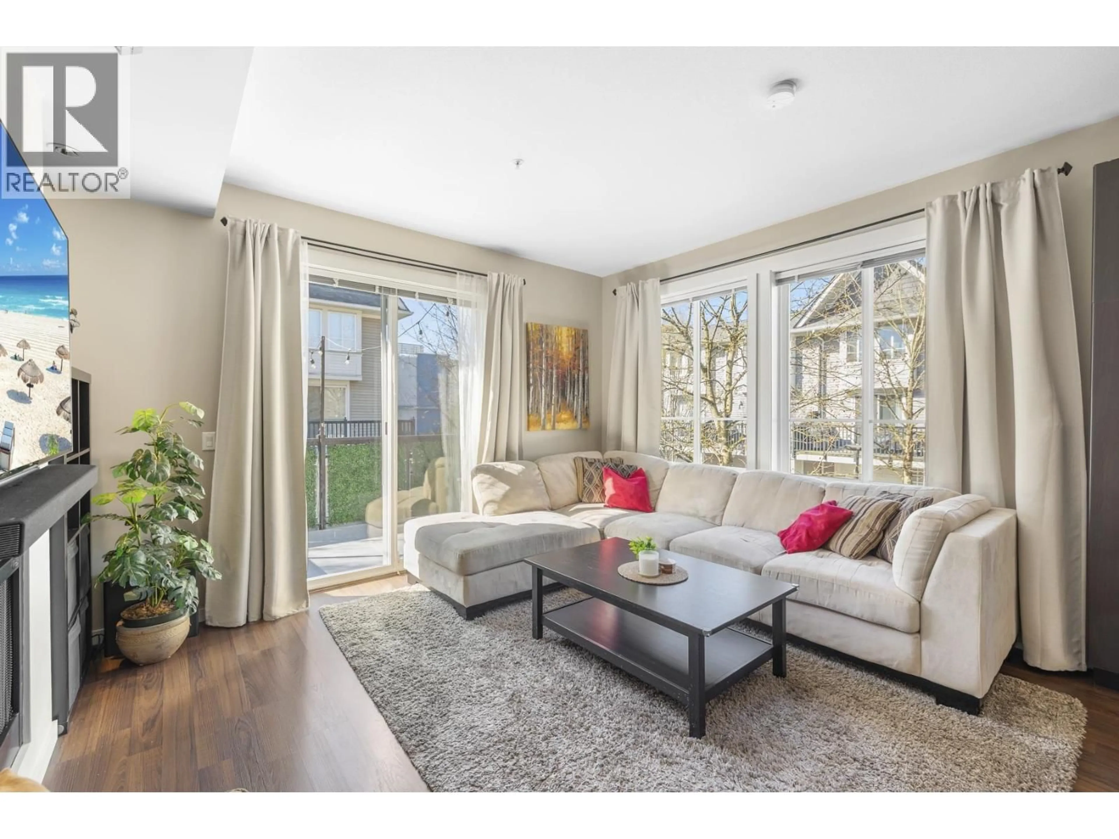 Living room with furniture, unknown for 116 - 2418 AVON PLACE, Port Coquitlam British Columbia V3B0C7