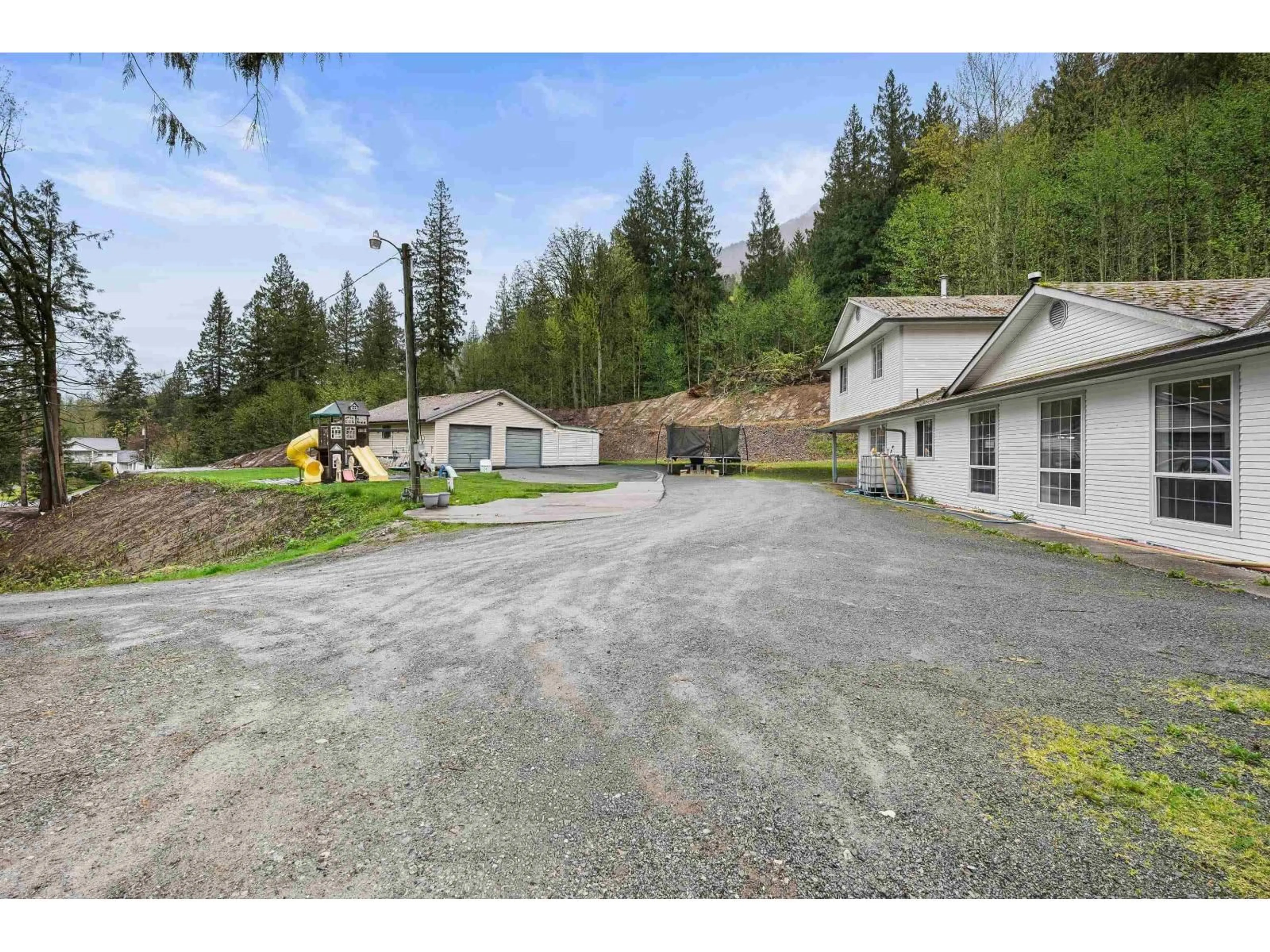 A pic from outside/outdoor area/front of a property/back of a property/a pic from drone, mountain view for 41750 BOWMAN ROAD, Yarrow British Columbia V2R5G8