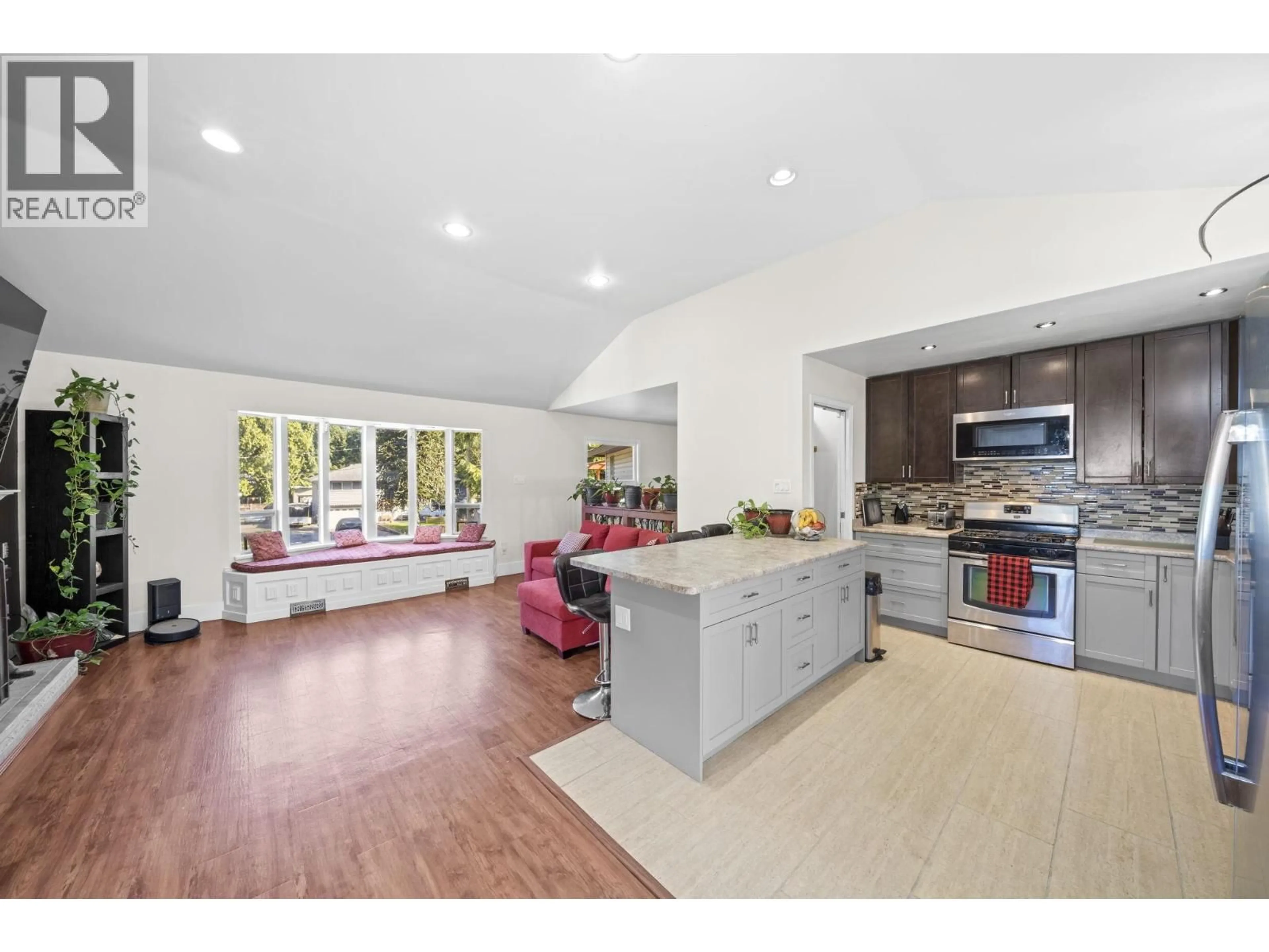 Open concept kitchen, unknown for 21796 HOWISON AVENUE, Maple Ridge British Columbia V2X2W6