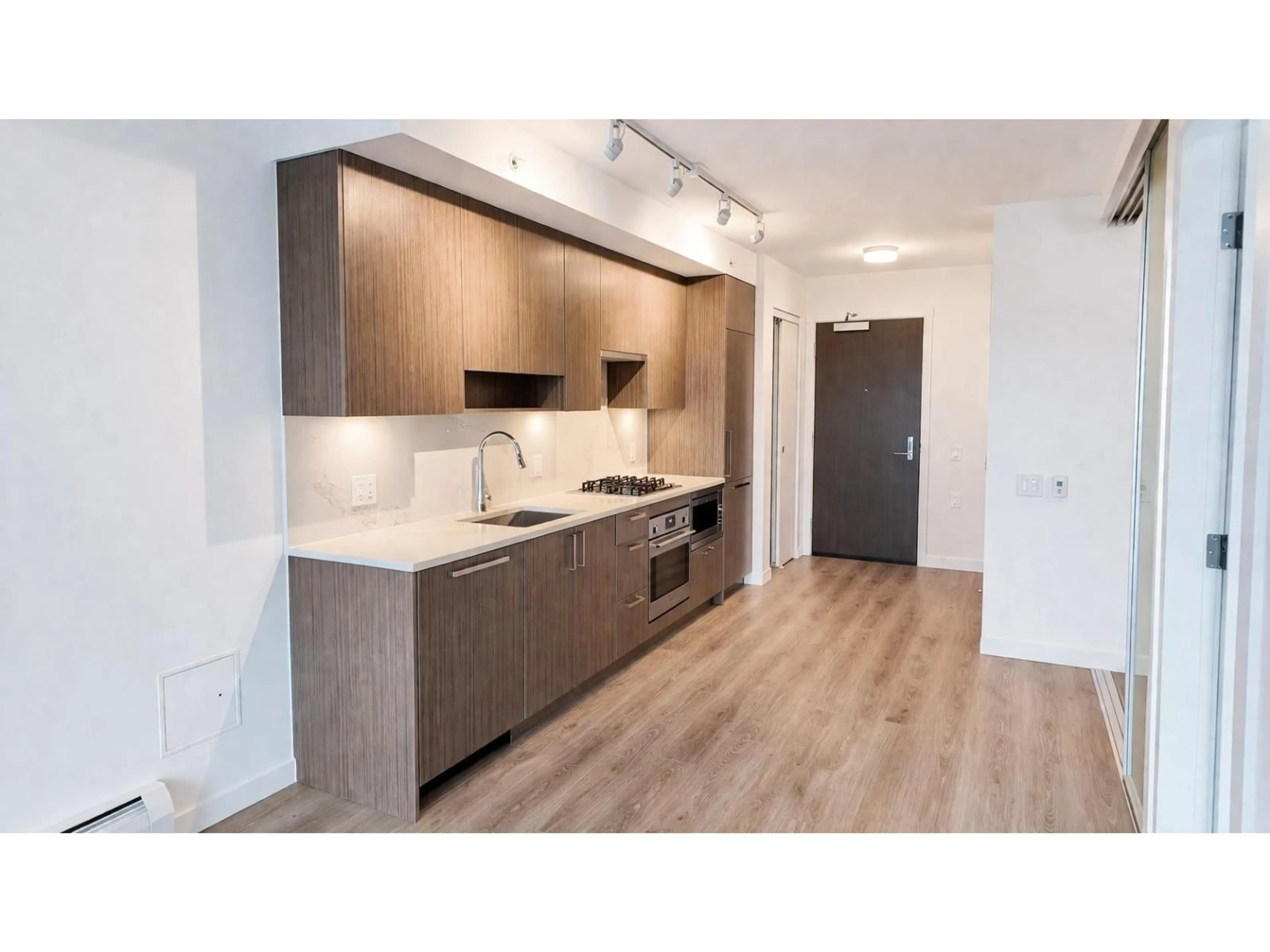 Unknown for 3503 - 13350 CENTRAL AVENUE, Surrey British Columbia V3T0S1