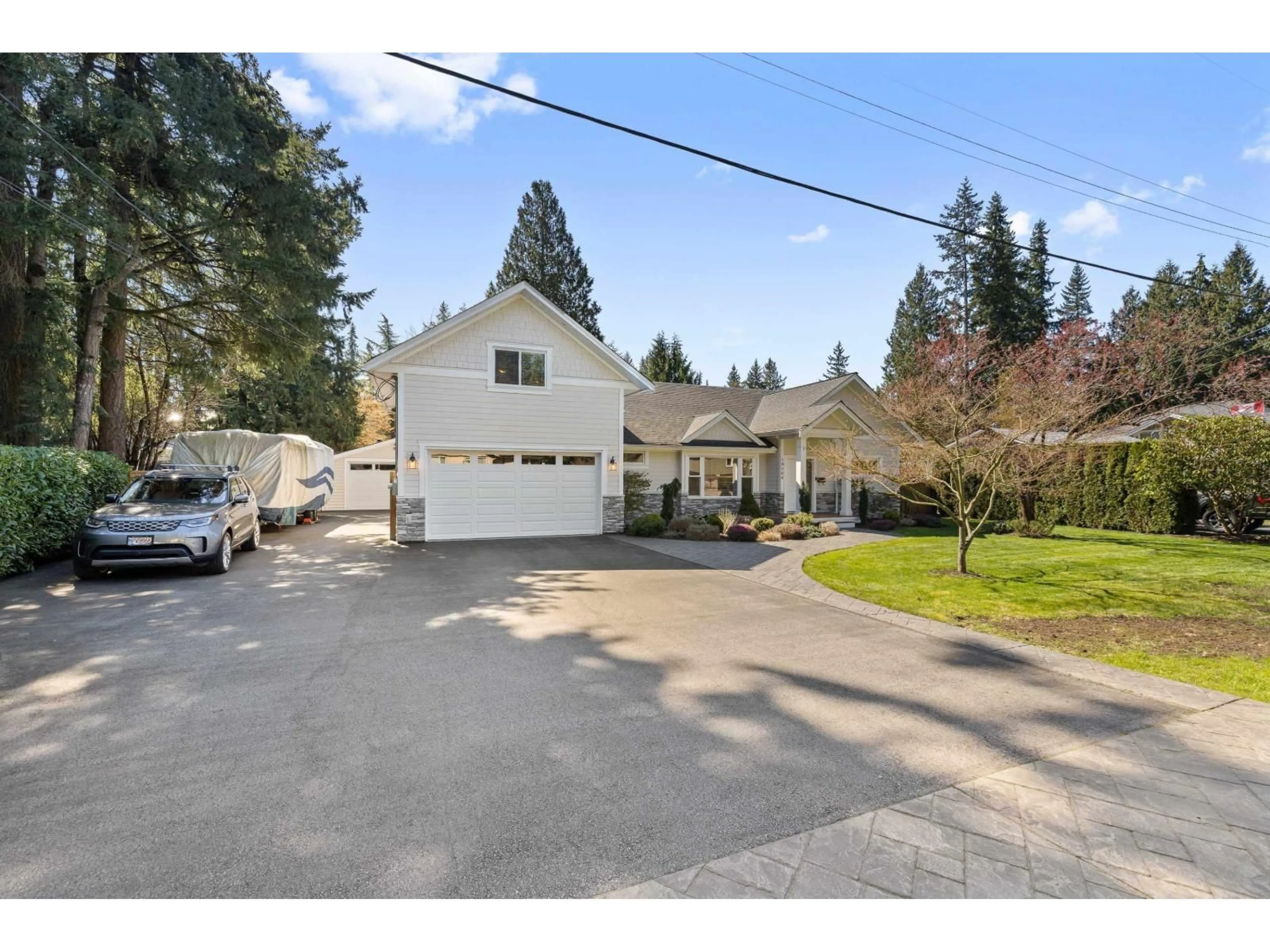 A pic from outside/outdoor area/front of a property/back of a property/a pic from drone, street for 19864 37A AVENUE, Langley British Columbia V3A2S7
