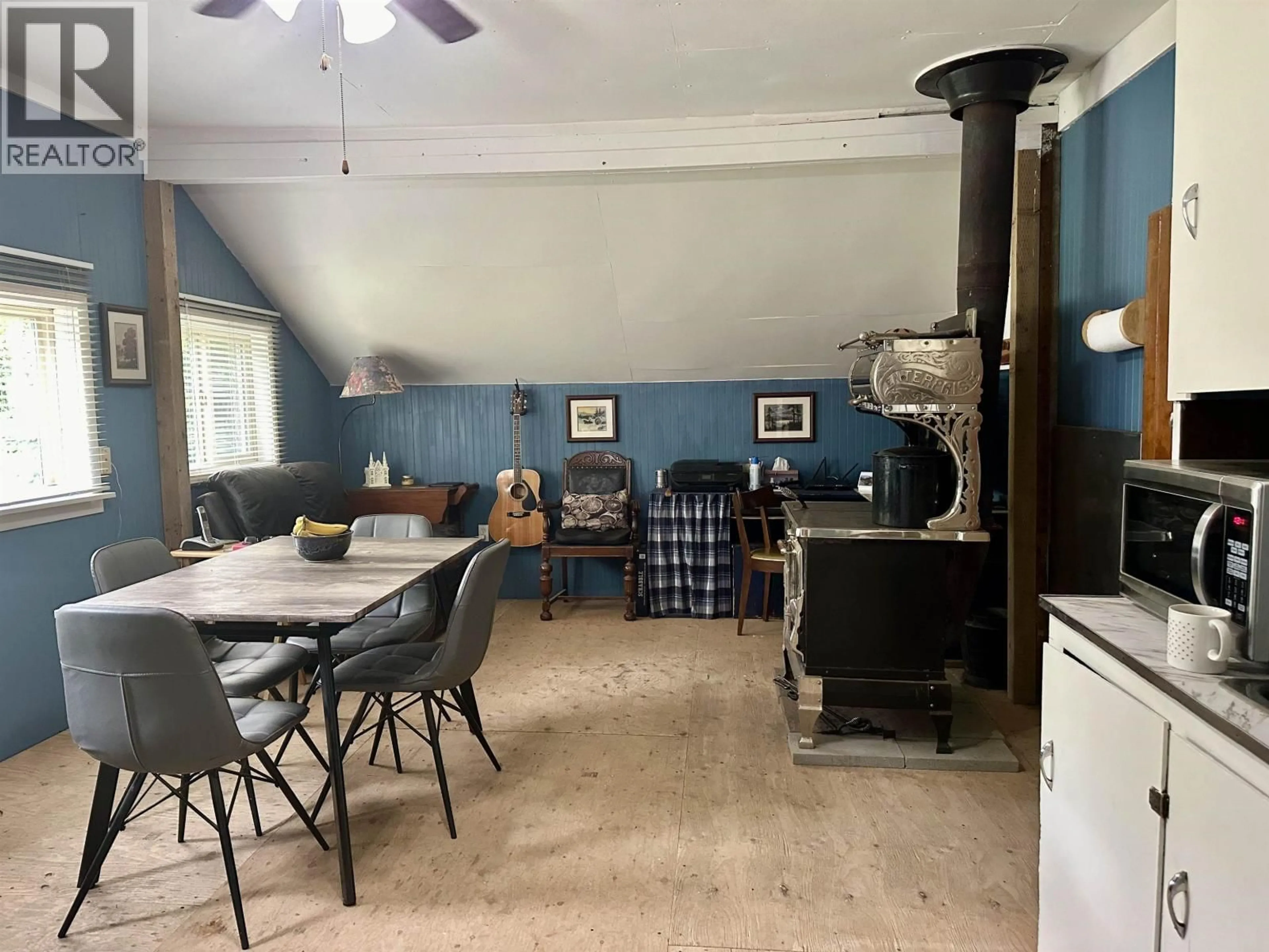 A pic of a room for 40095 UPPER FRASER ROAD, Prince George British Columbia V0J2B0