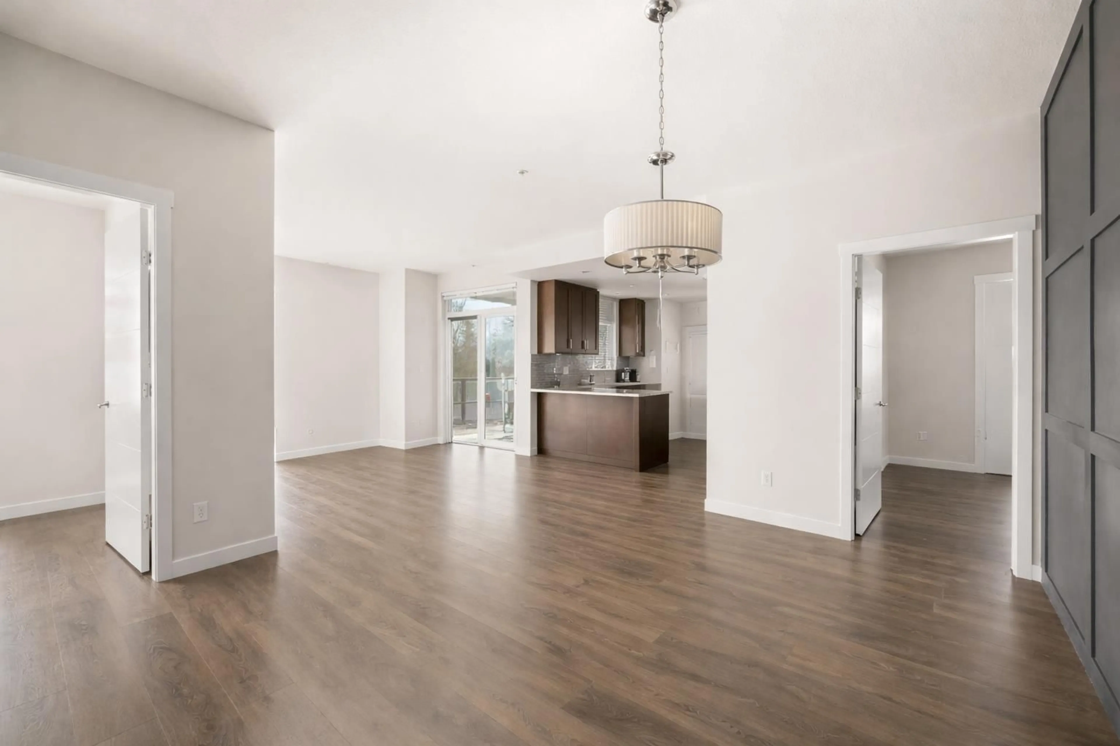 Unknown for 217 - 2242 WHATCOM ROAD, Abbotsford British Columbia V3G0G3