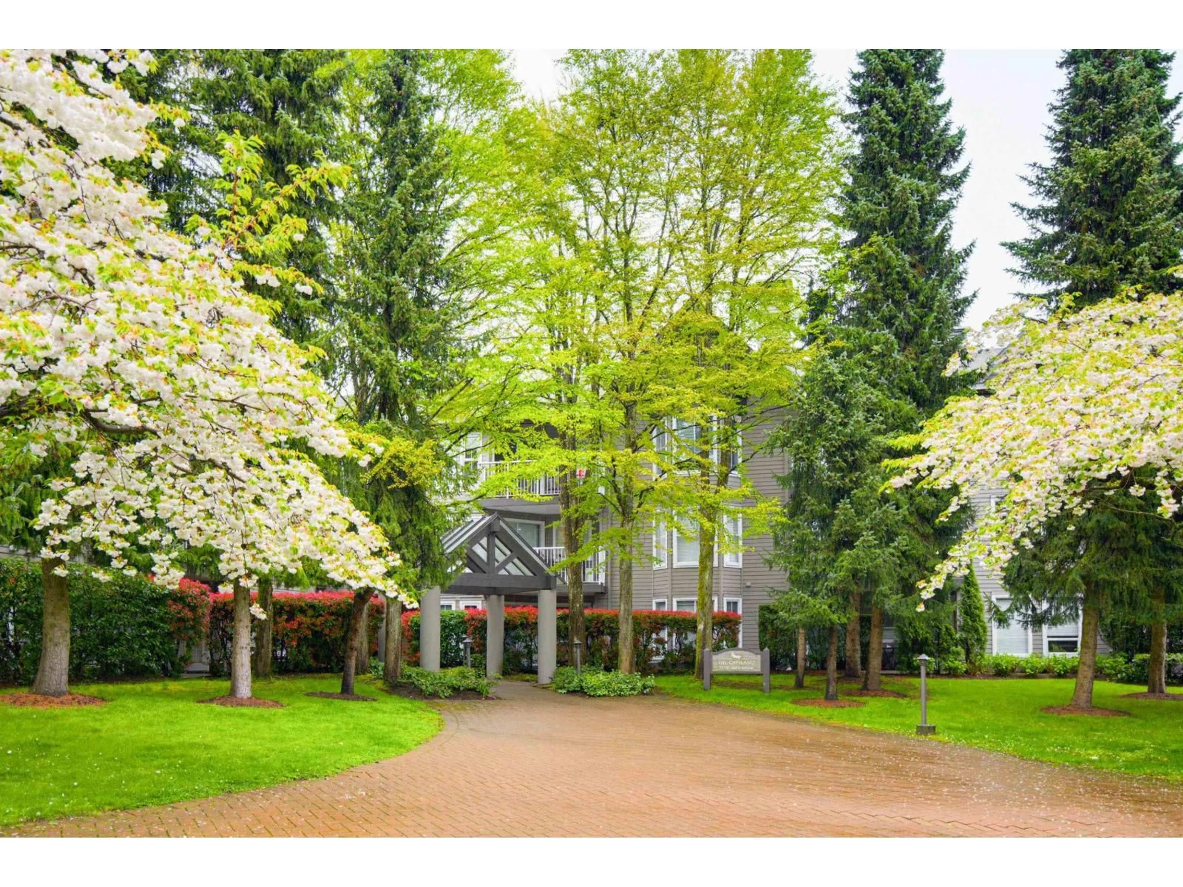 Unknown for 206 - 15150 108 AVENUE, Surrey British Columbia V3R0V1